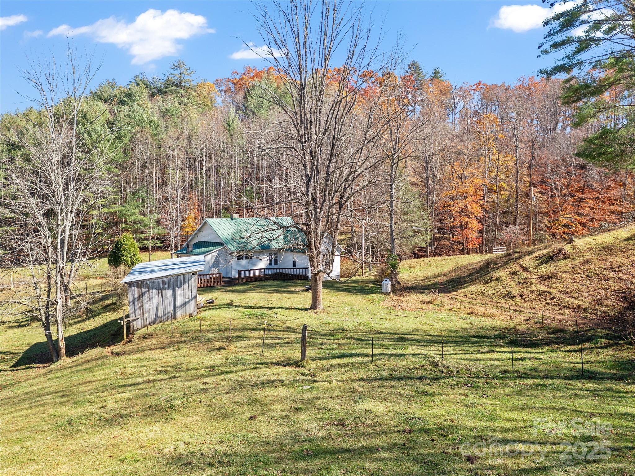 321 Lyle Lane — Green Mountain
