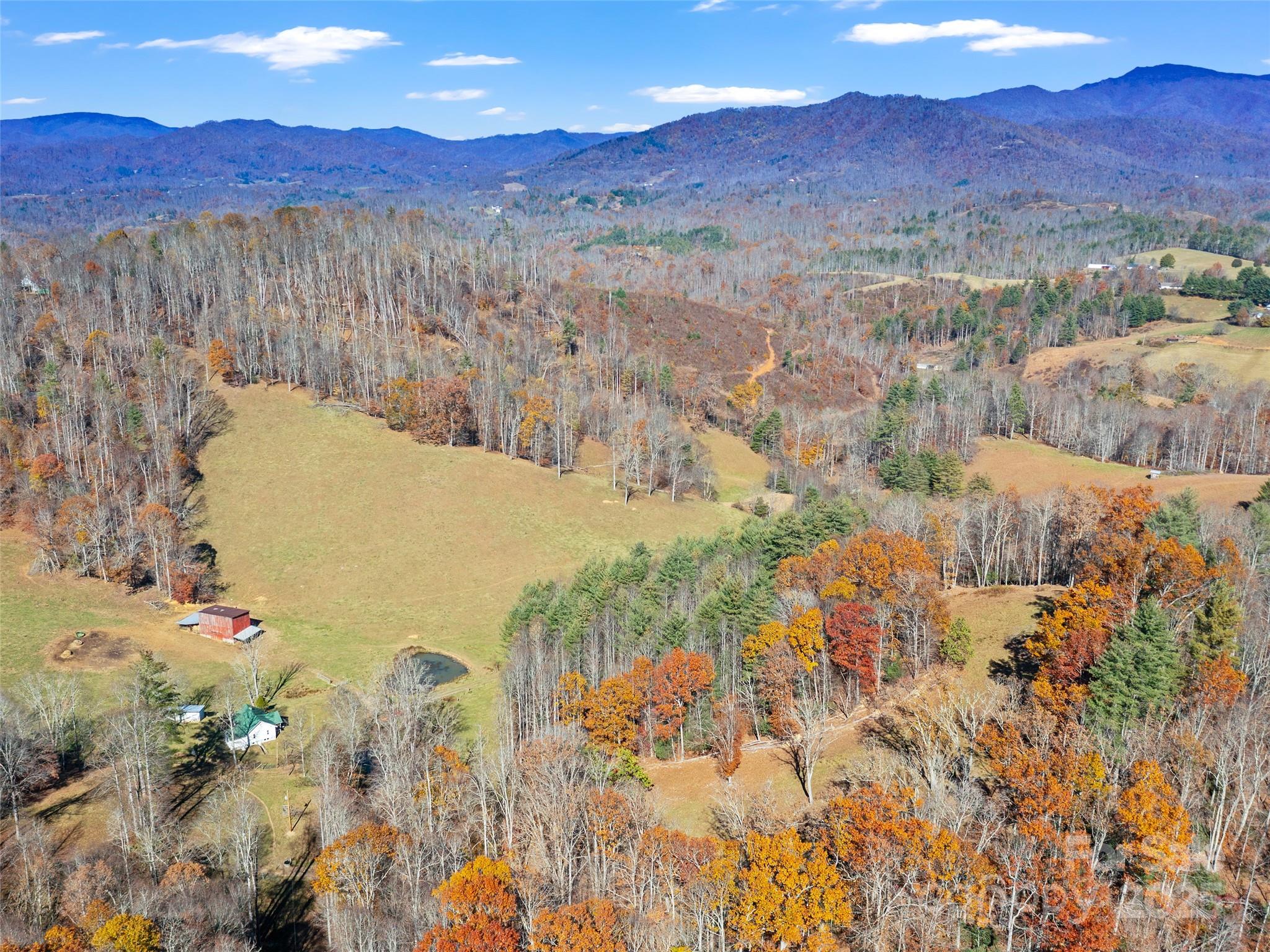 321 Lyle Lane — Green Mountain