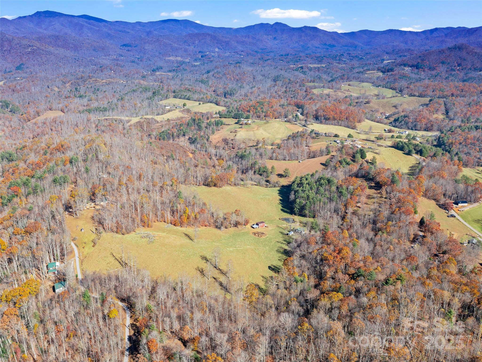 321 Lyle Lane — Green Mountain