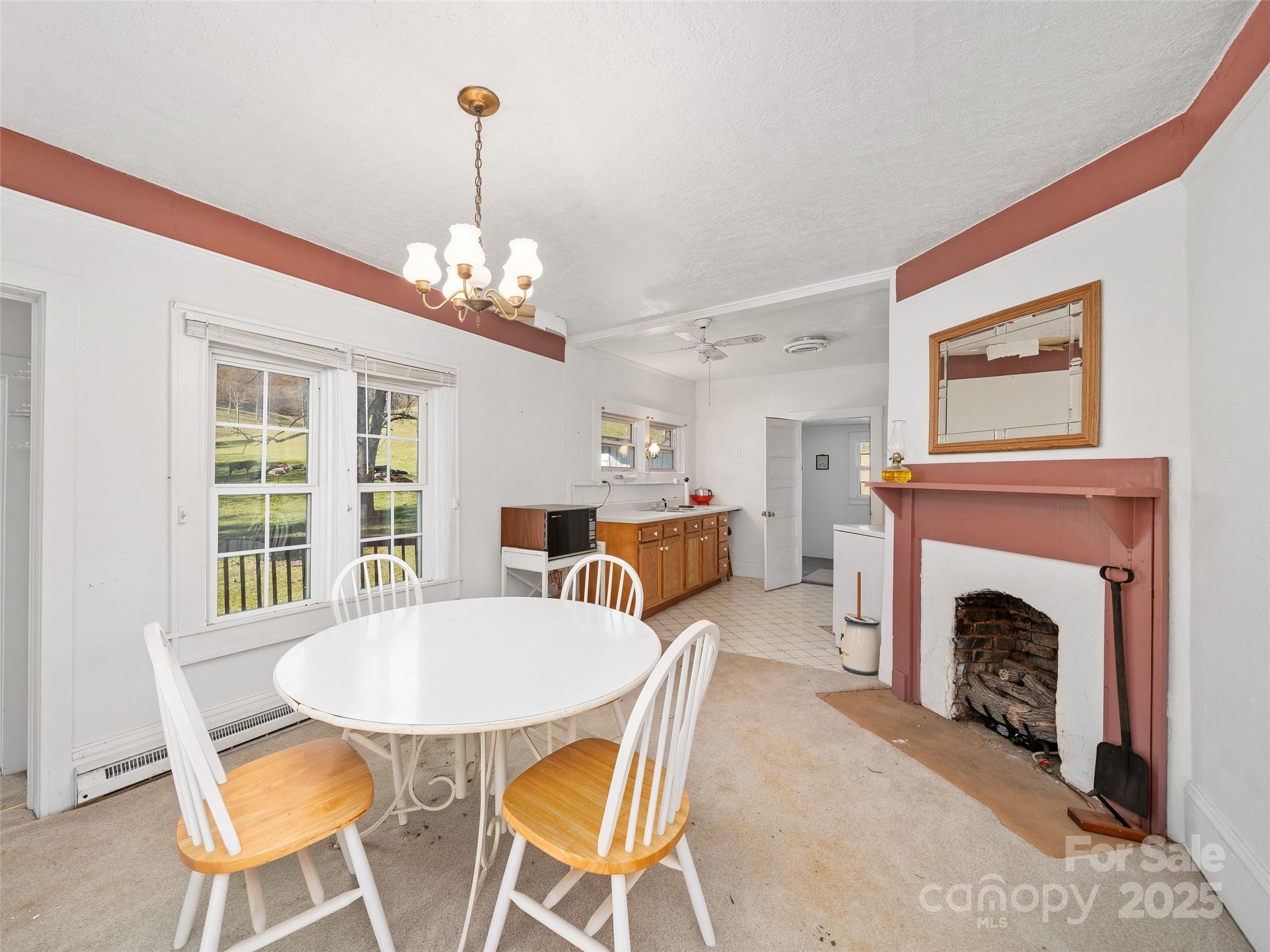 321 Lyle Lane — Green Mountain