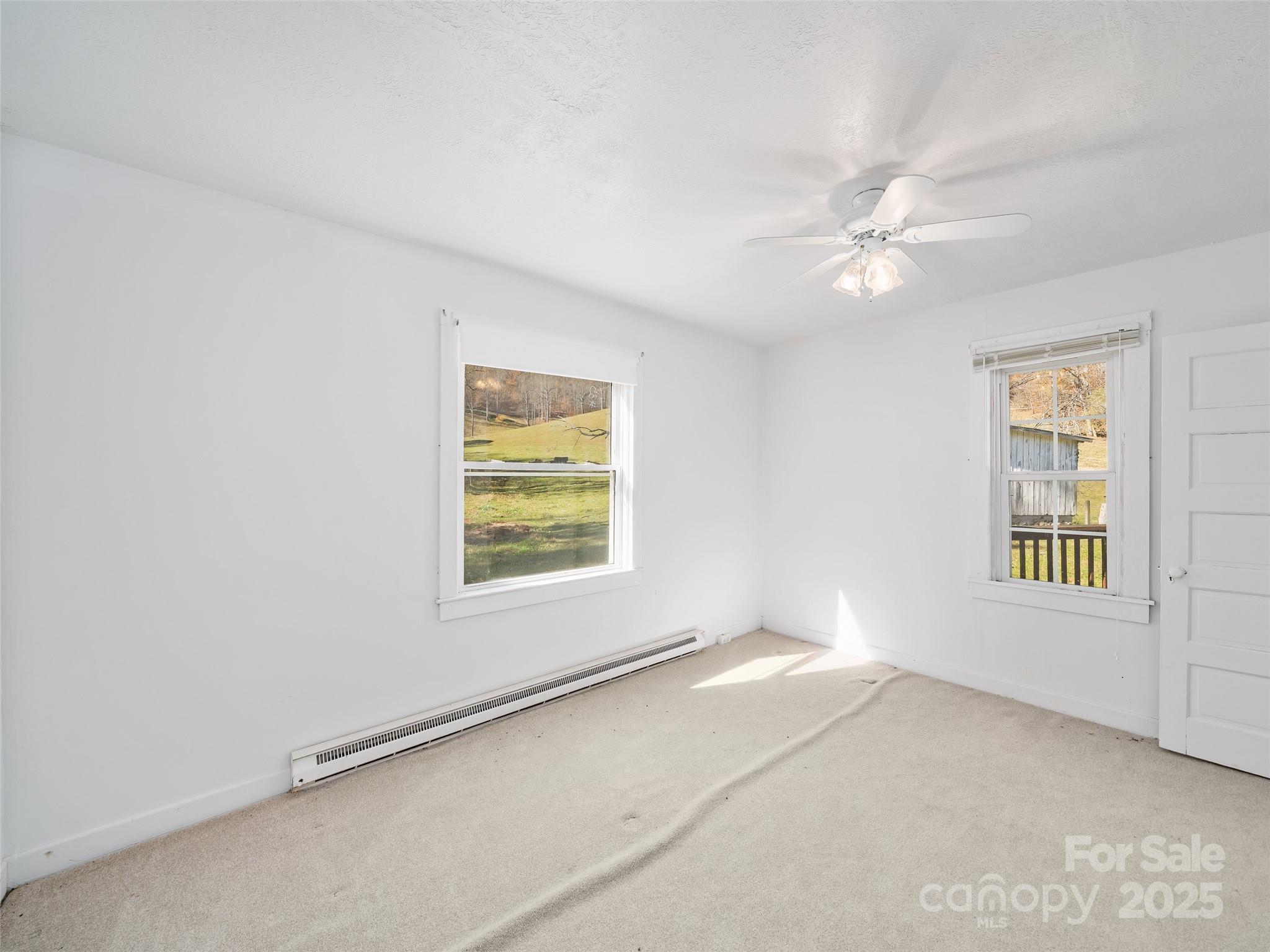 321 Lyle Lane — Green Mountain