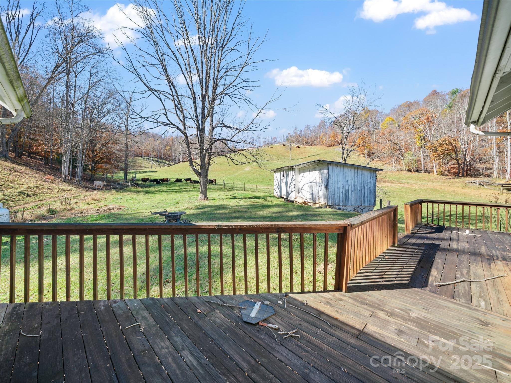 321 Lyle Lane — Green Mountain