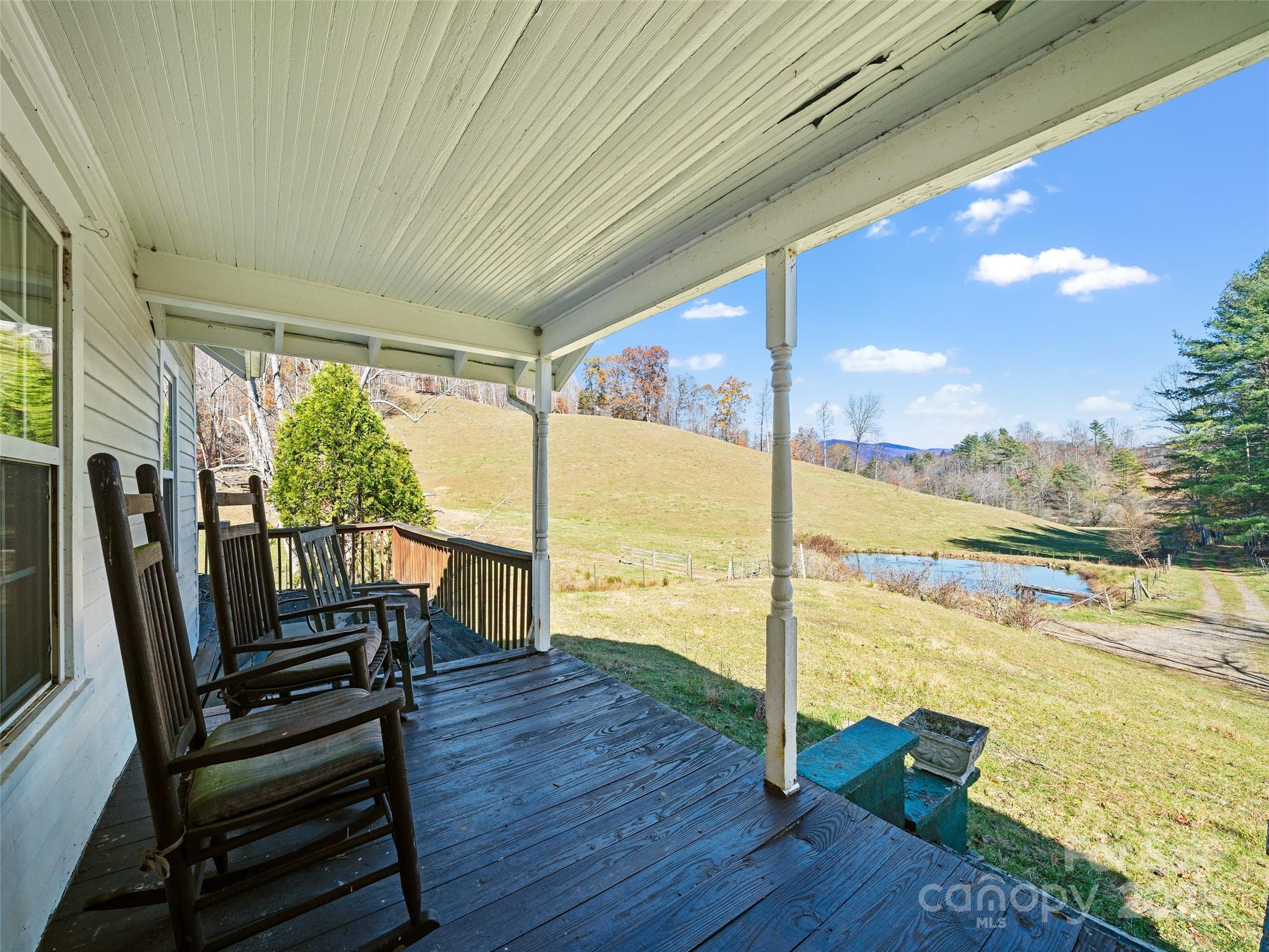 321 Lyle Lane — Green Mountain