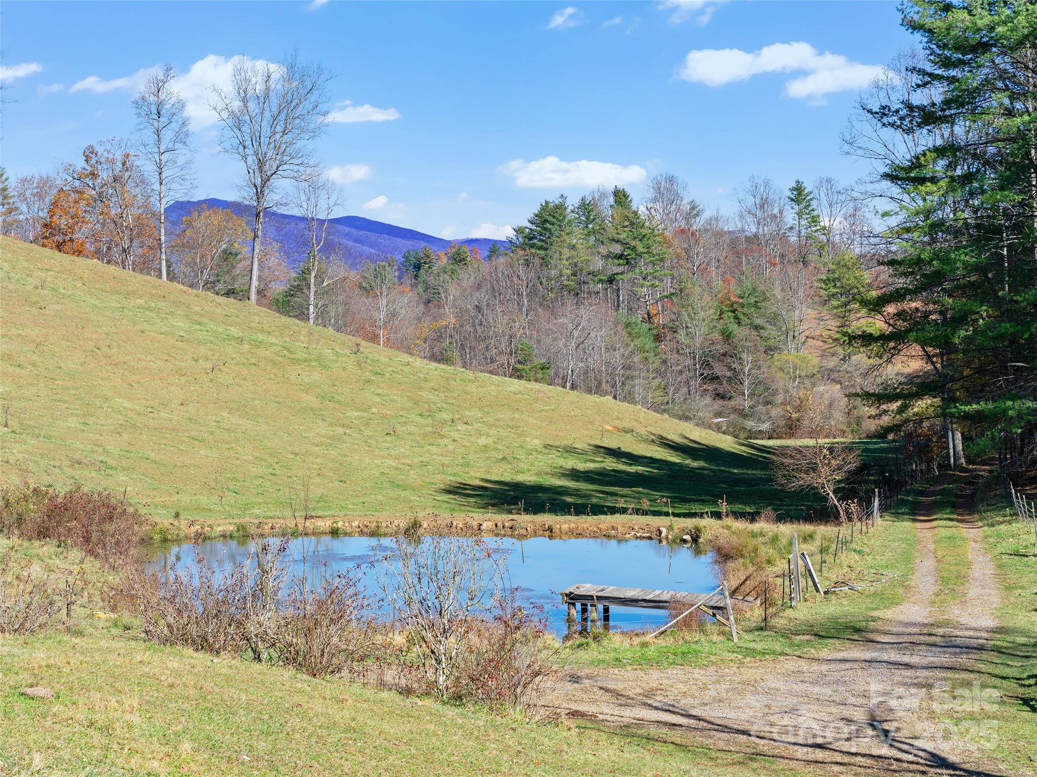 321 Lyle Lane — Green Mountain