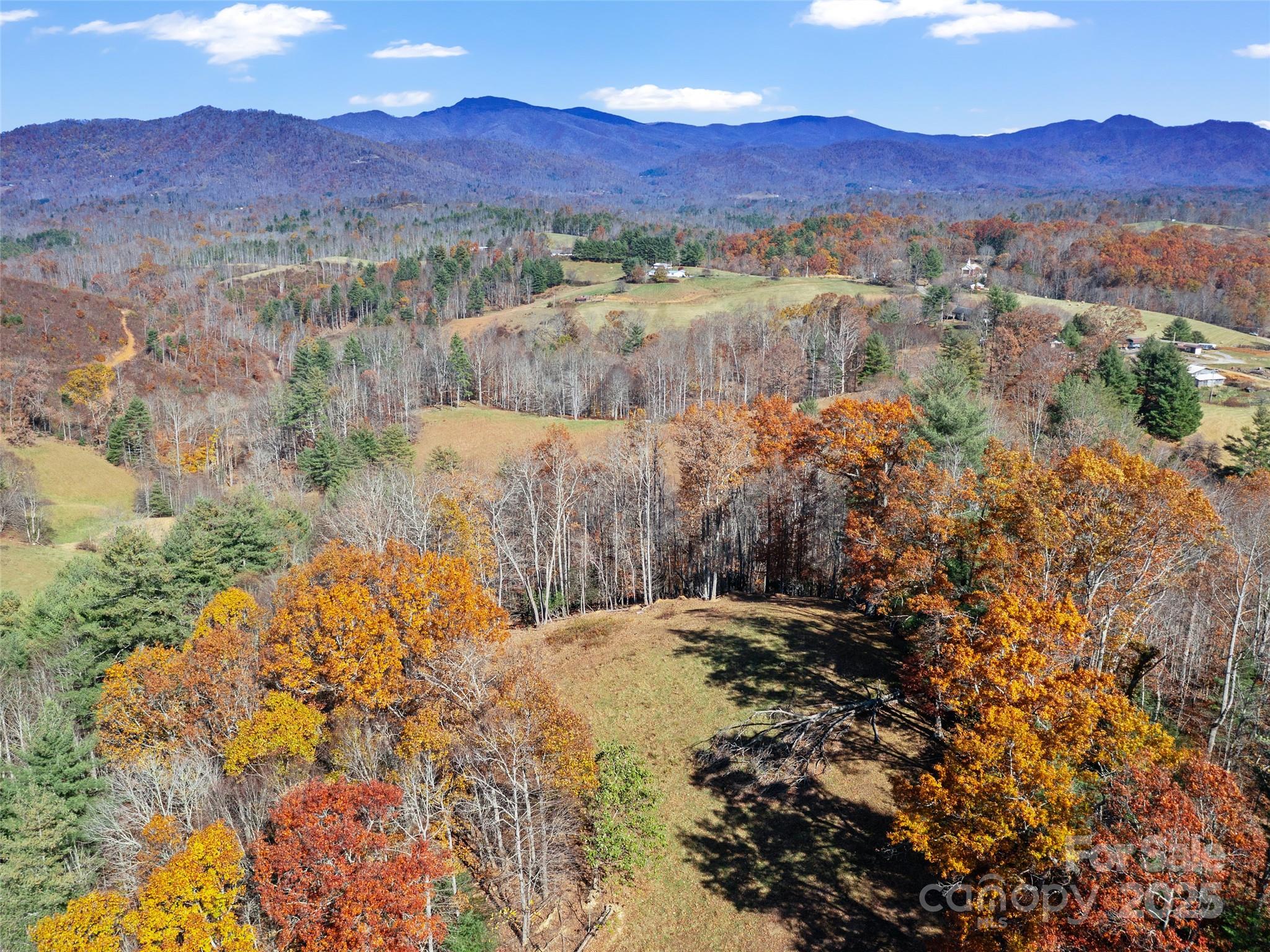 321 Lyle Lane — Green Mountain