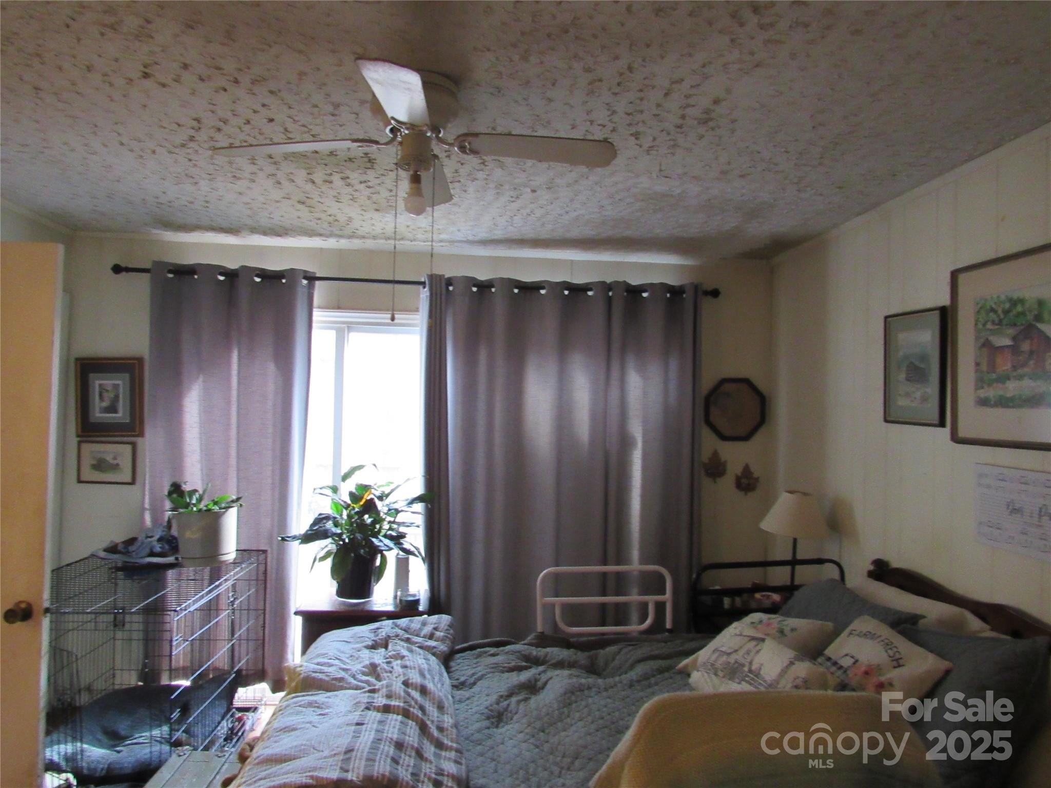 1144 Montreat Road — Black Mountain