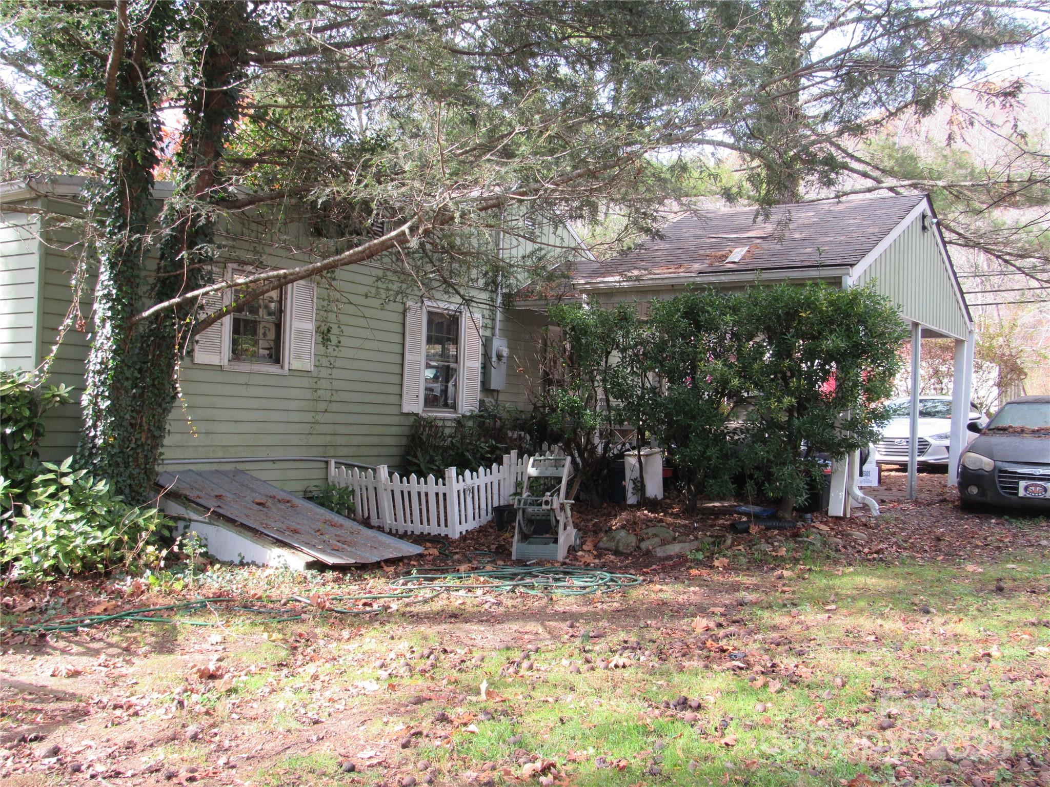 1144 Montreat Road — Black Mountain