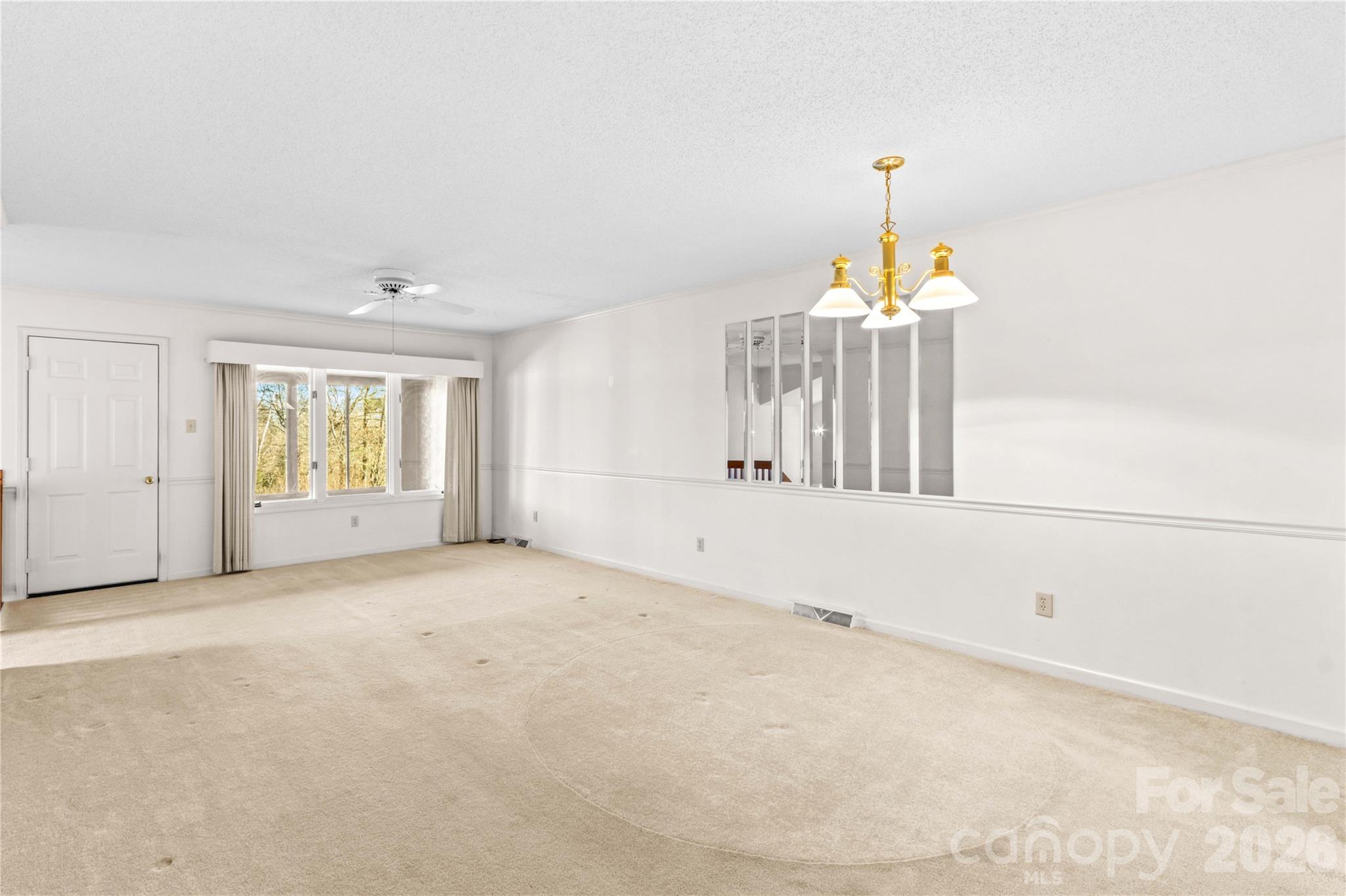 1336 Radio Road — Statesville