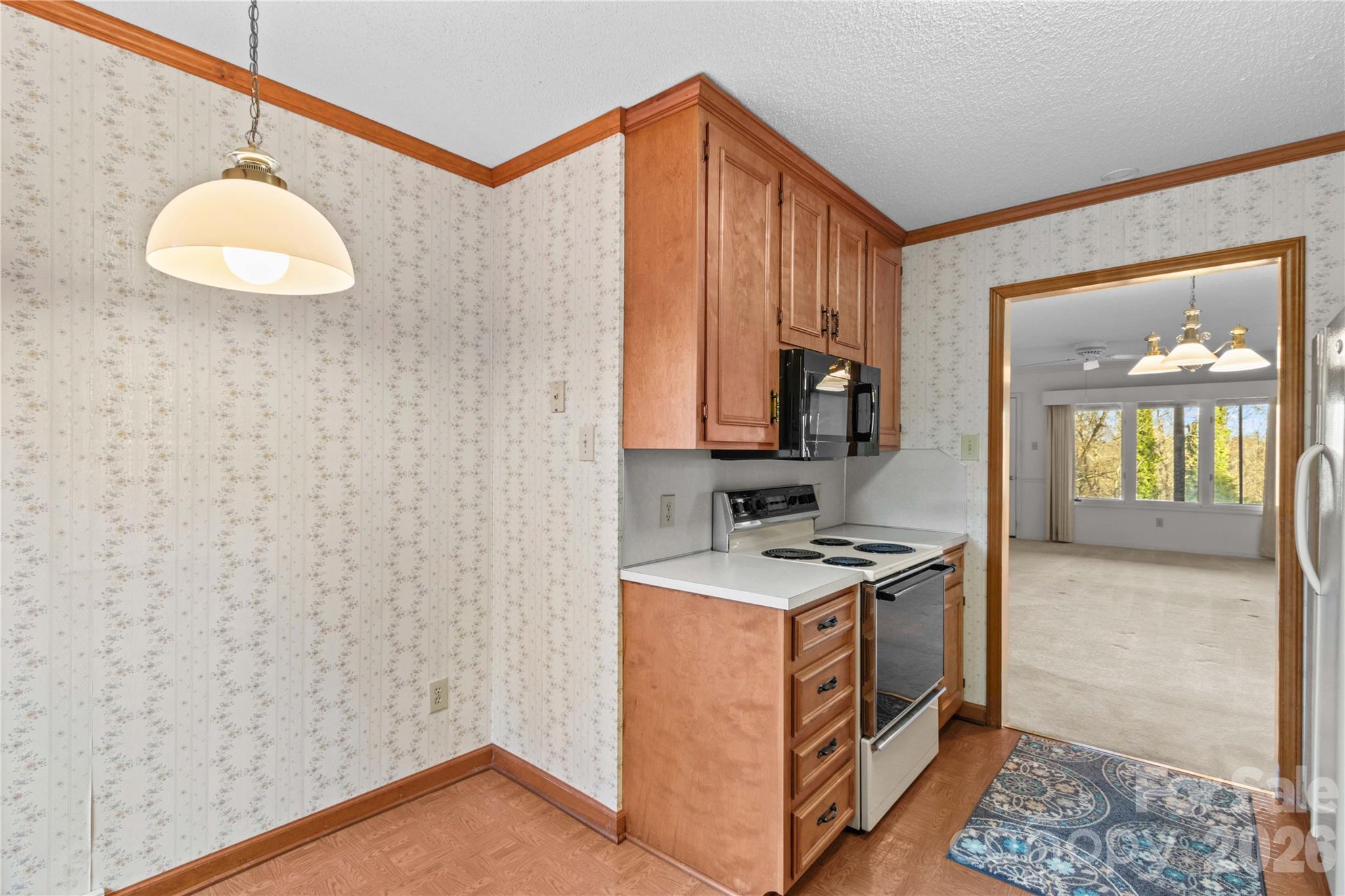 1336 Radio Road — Statesville