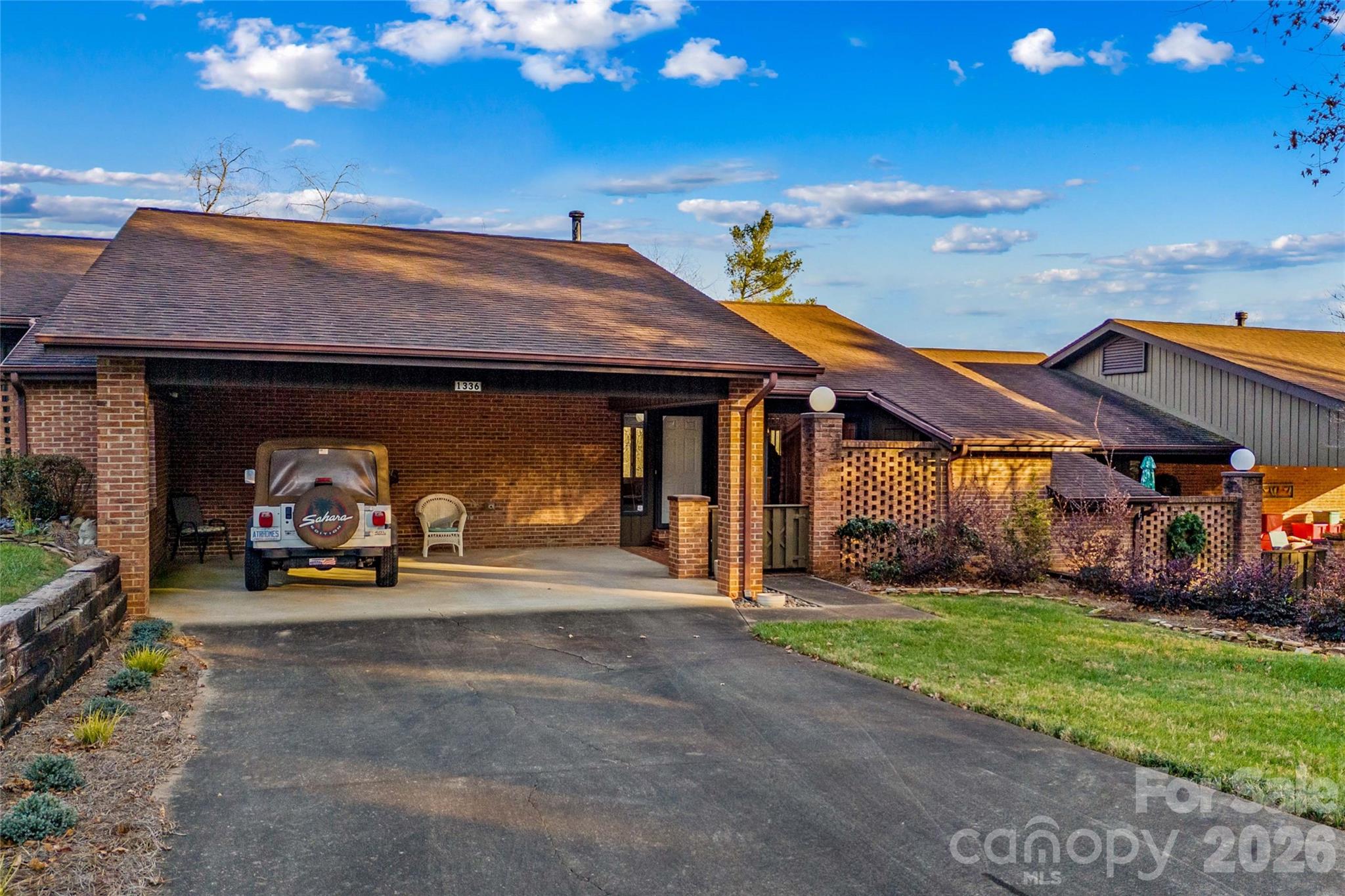 1336 Radio Road — Statesville