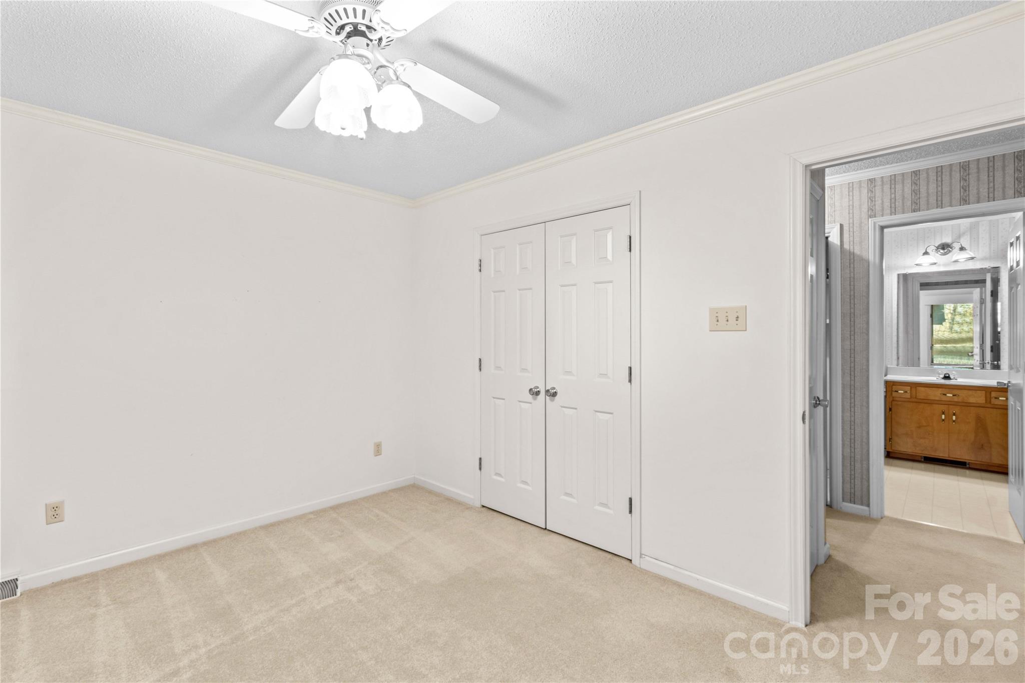 1336 Radio Road — Statesville