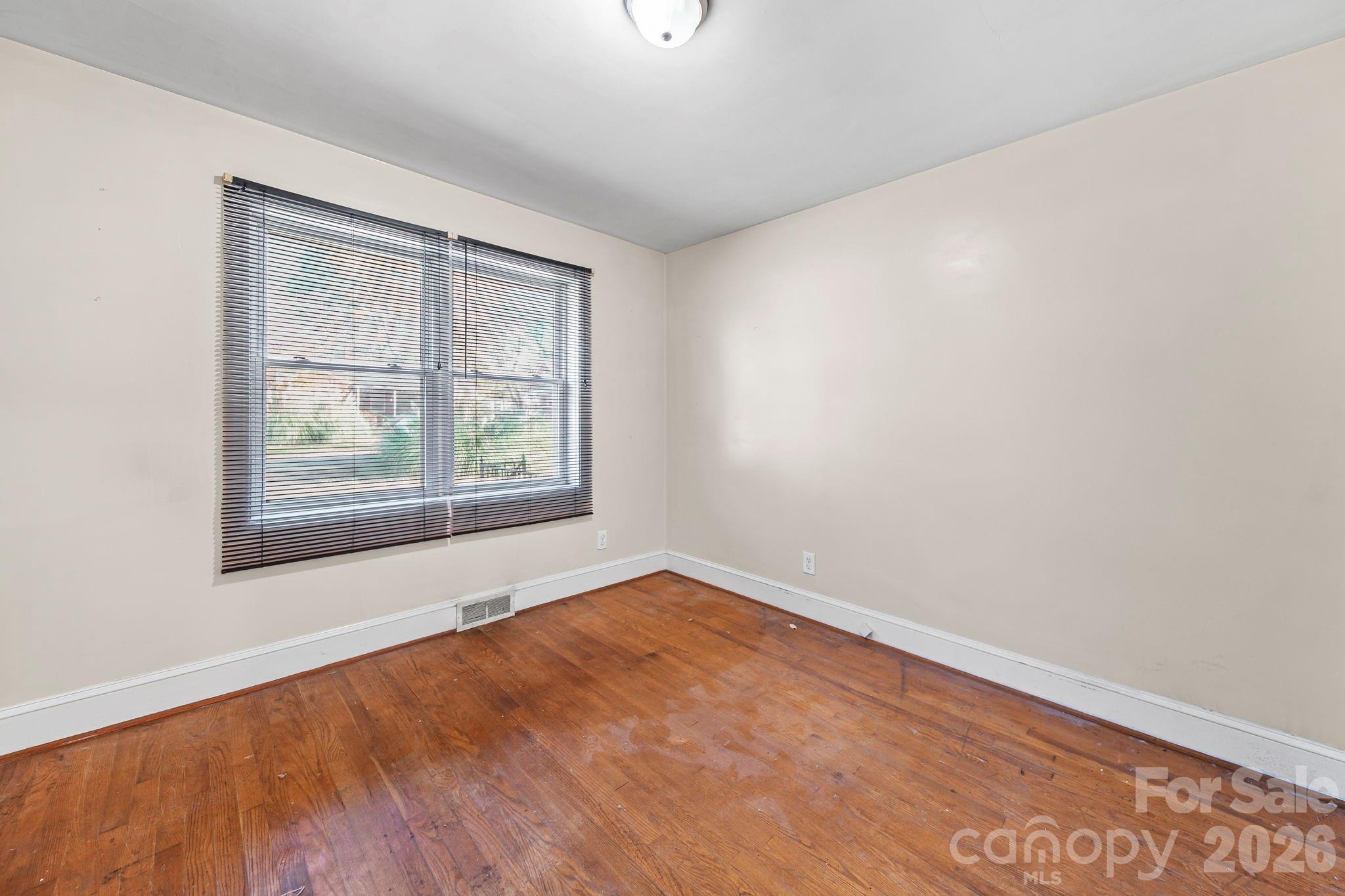953 Fairmont Avenue — Salisbury