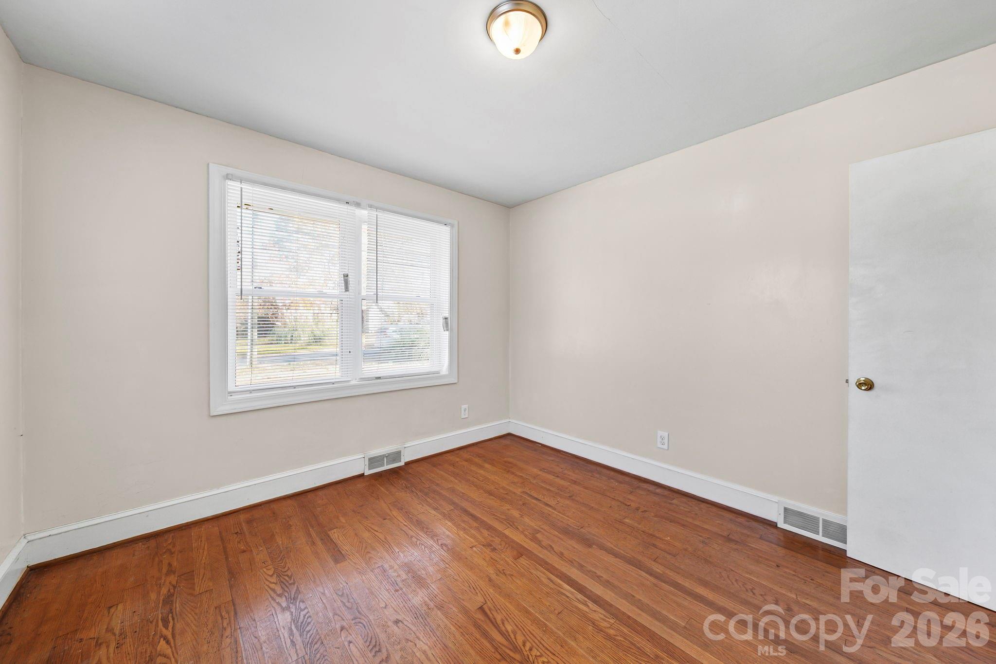 953 Fairmont Avenue — Salisbury