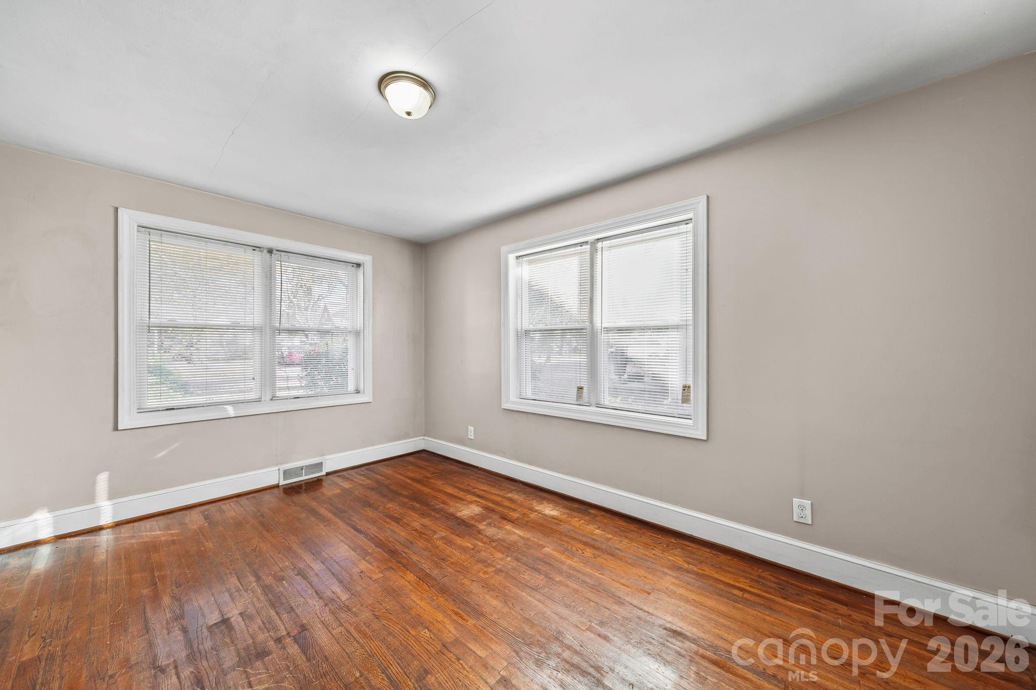 953 Fairmont Avenue — Salisbury
