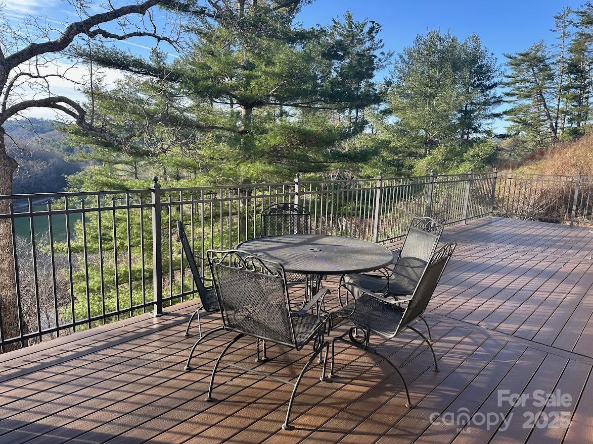 520 E Landing Ridge Circle — Jefferson