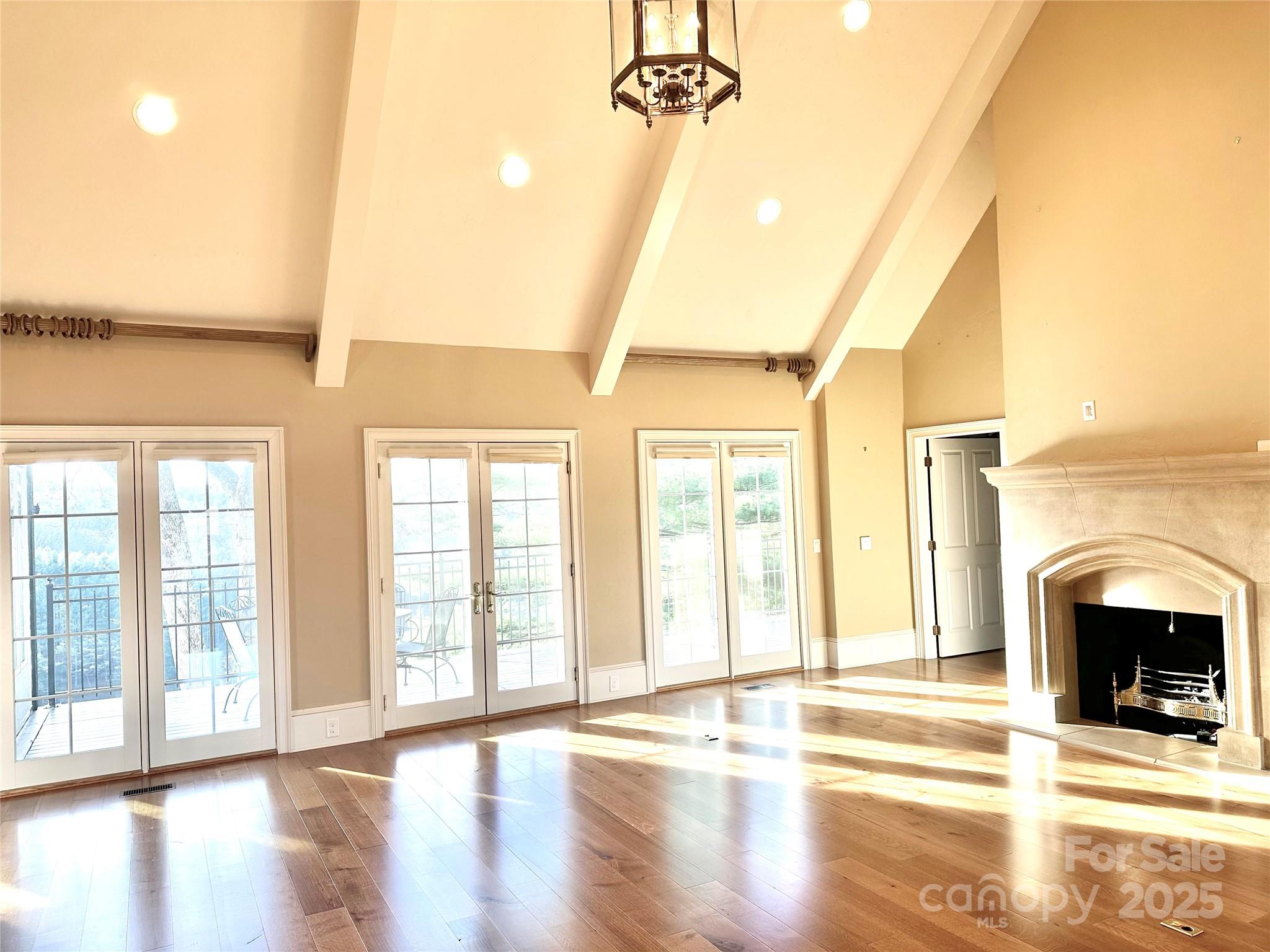 520 E Landing Ridge Circle — Jefferson