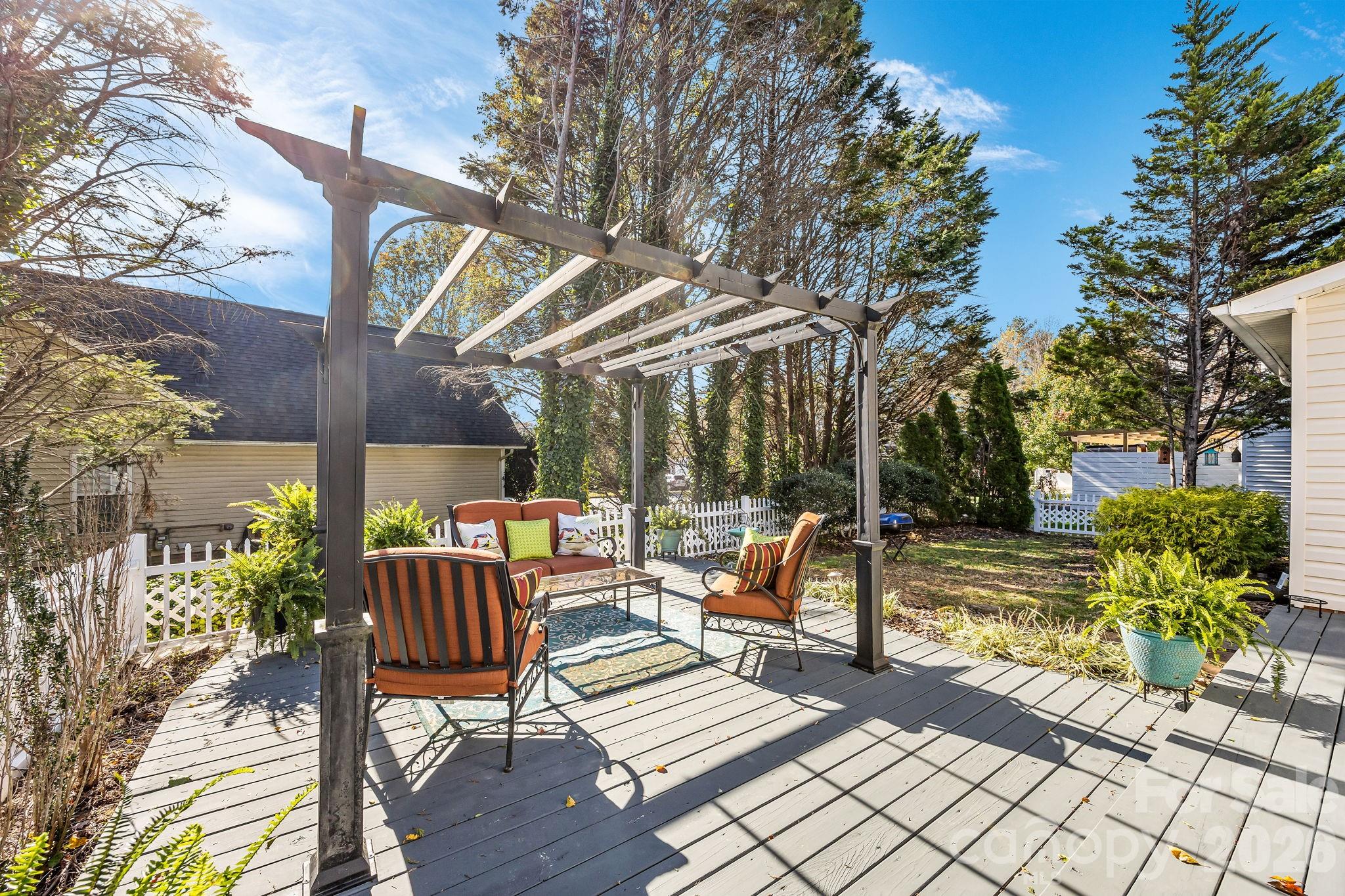 255 Stonehollow Road — Fletcher