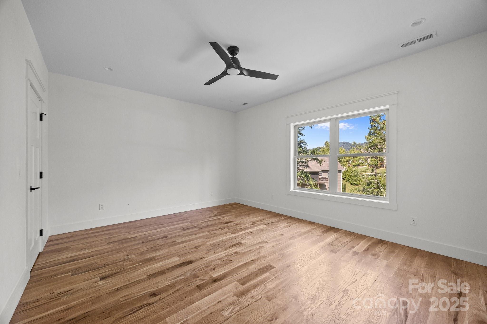 58 Pinedale Road — Asheville