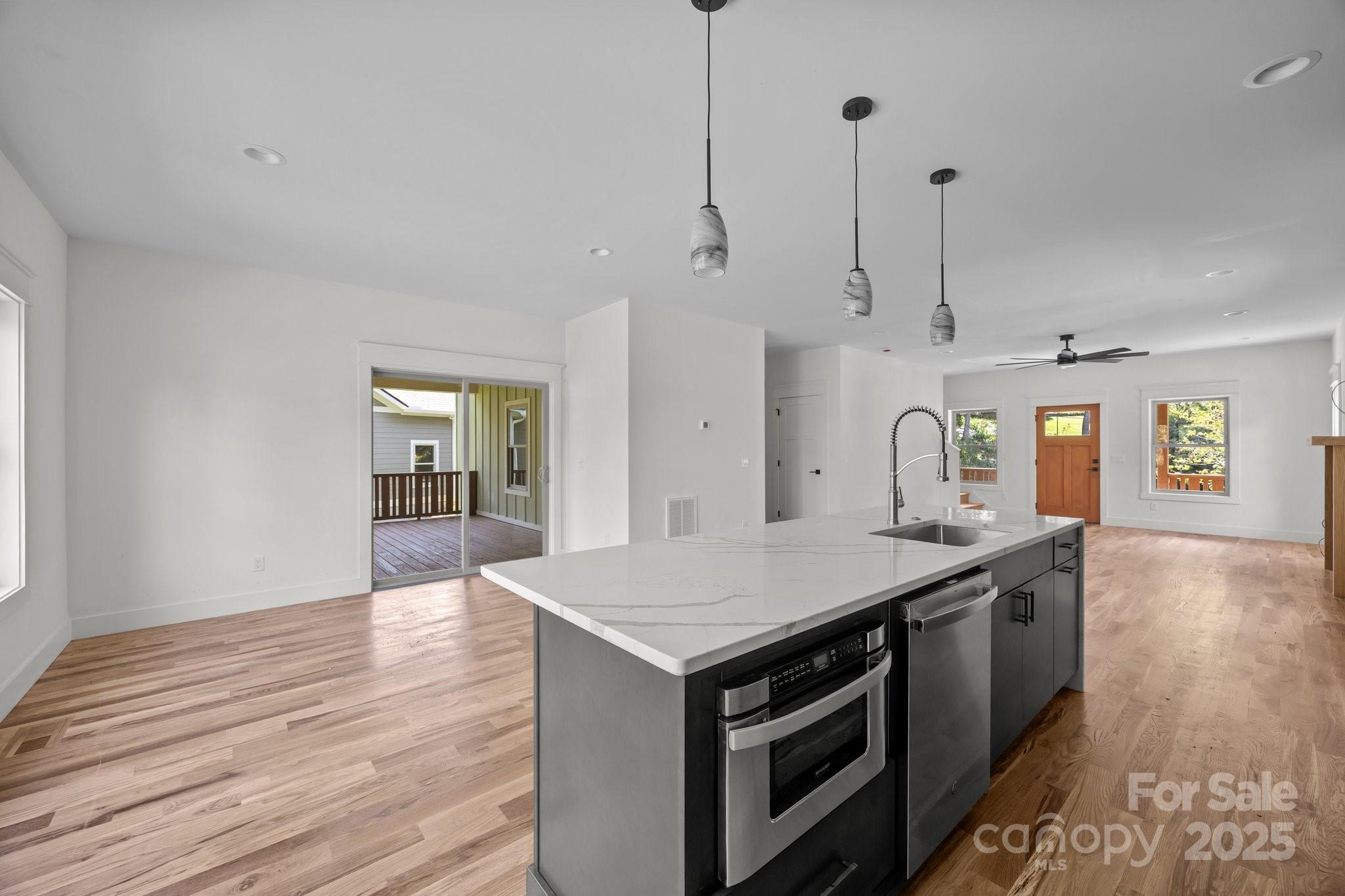 58 Pinedale Road — Asheville