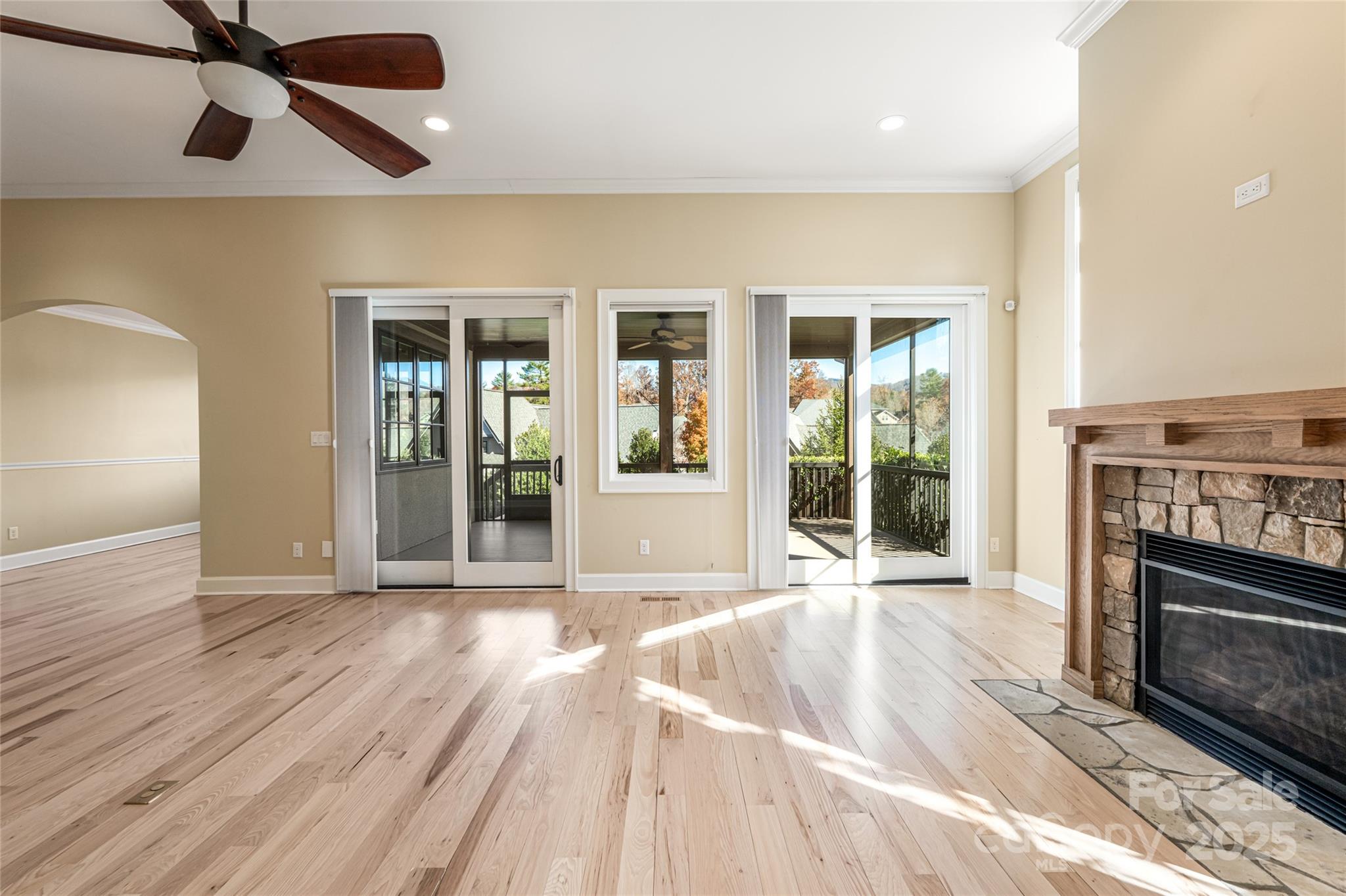 38 Chantilly Drive — Asheville