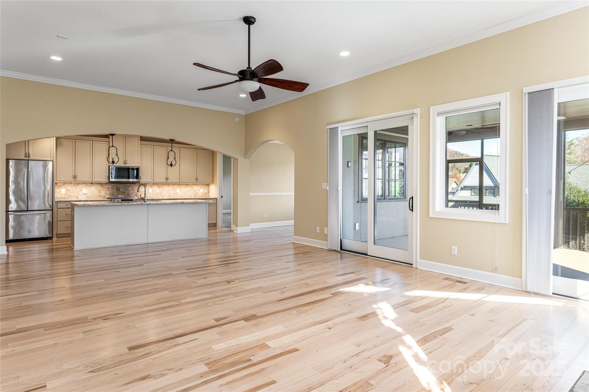 38 Chantilly Drive — Asheville