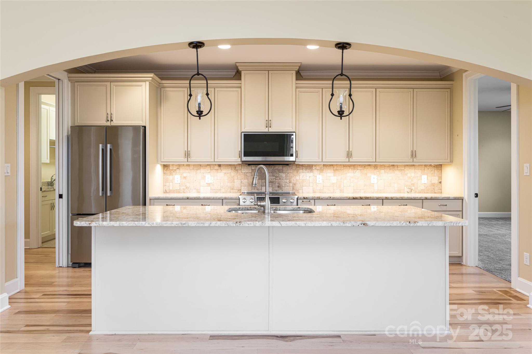 38 Chantilly Drive — Asheville