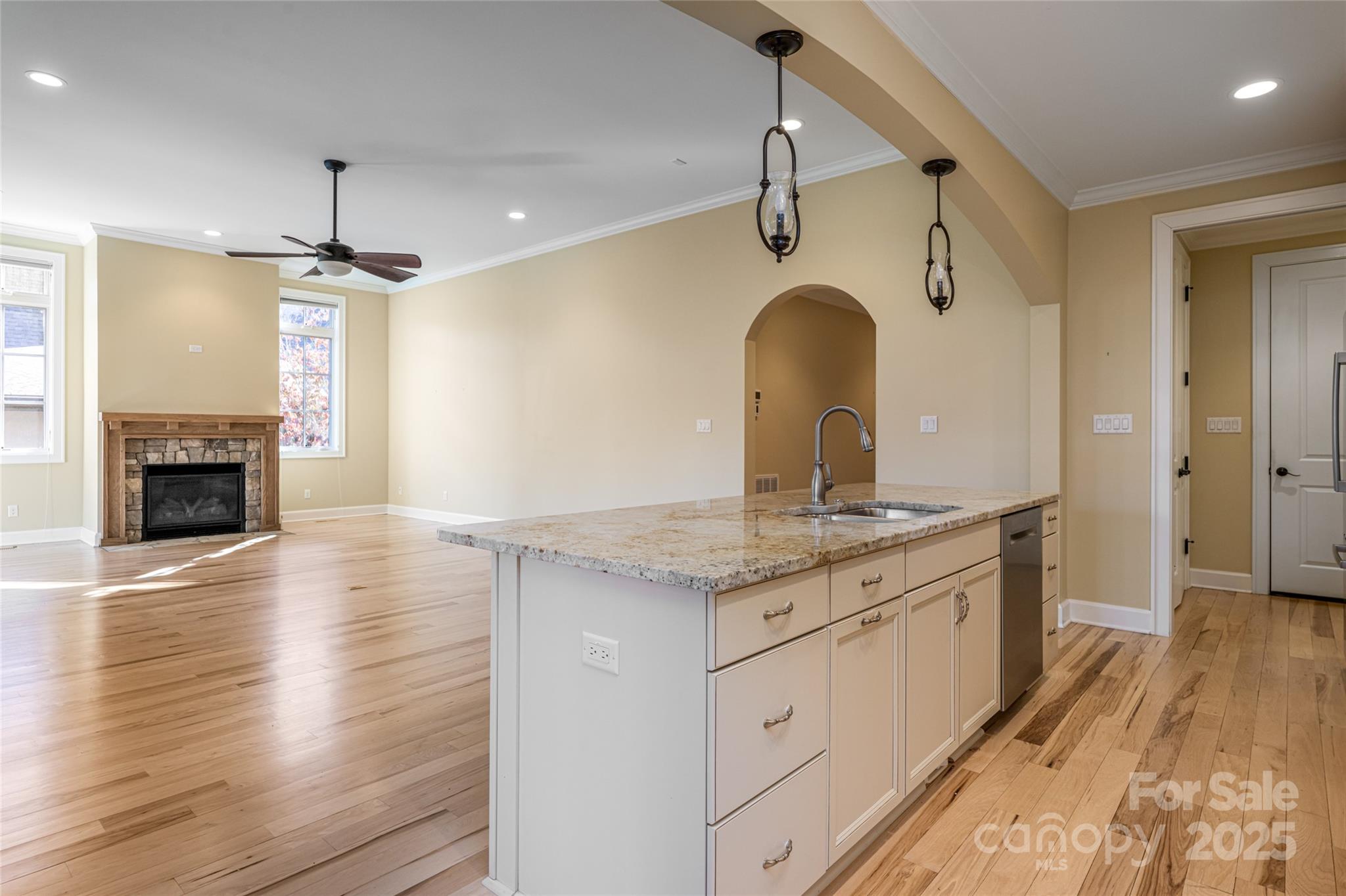 38 Chantilly Drive — Asheville