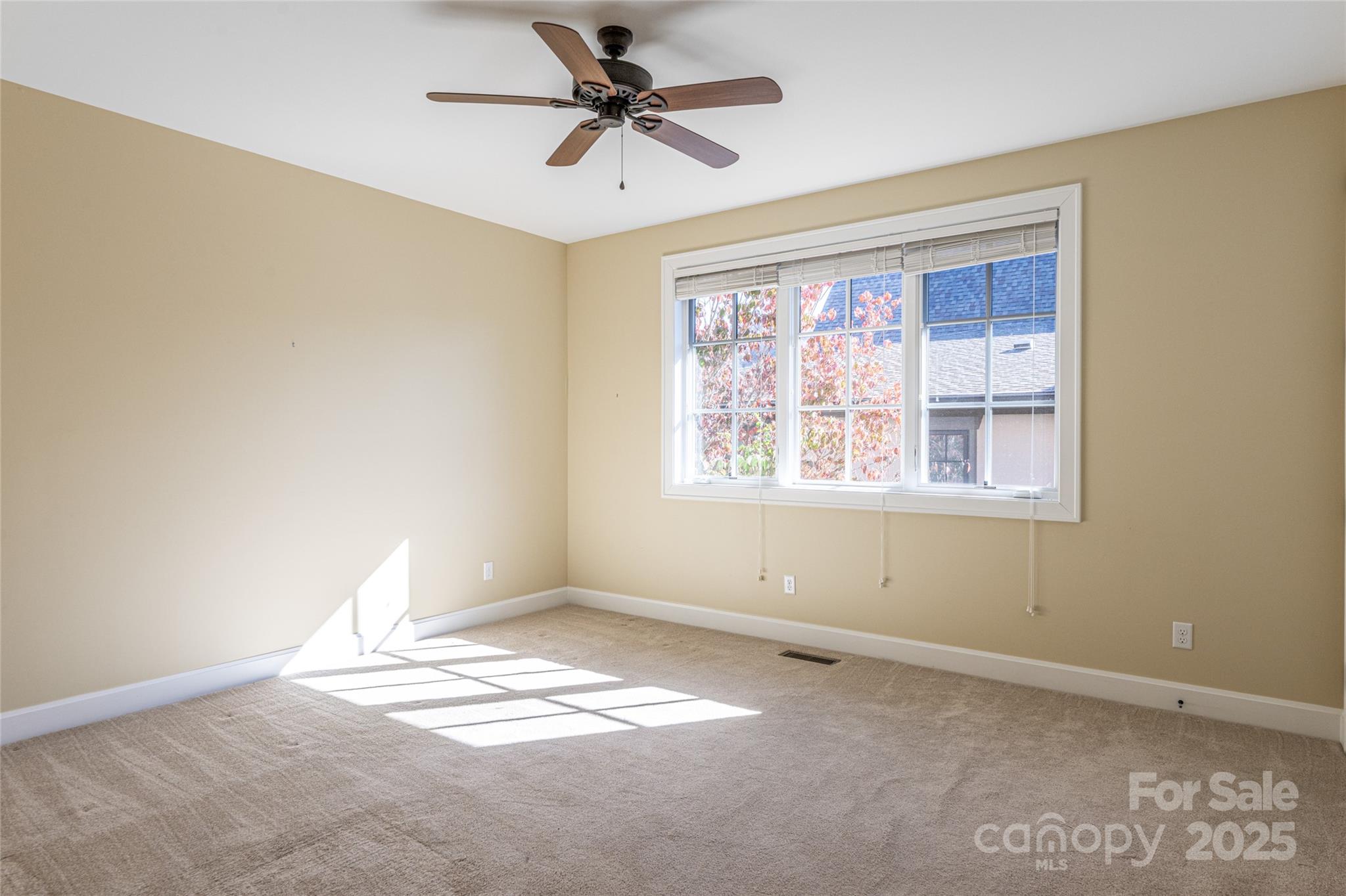 38 Chantilly Drive — Asheville