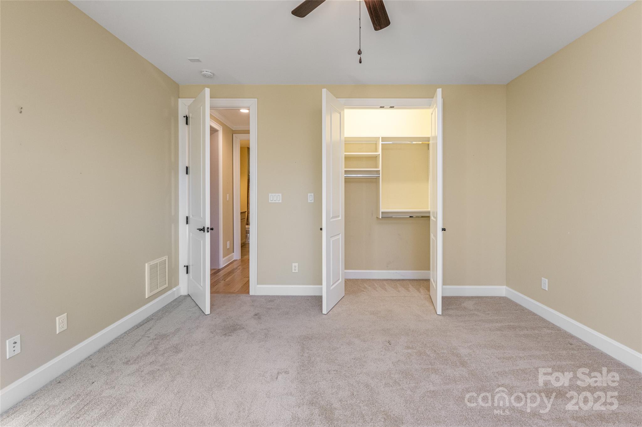 38 Chantilly Drive — Asheville