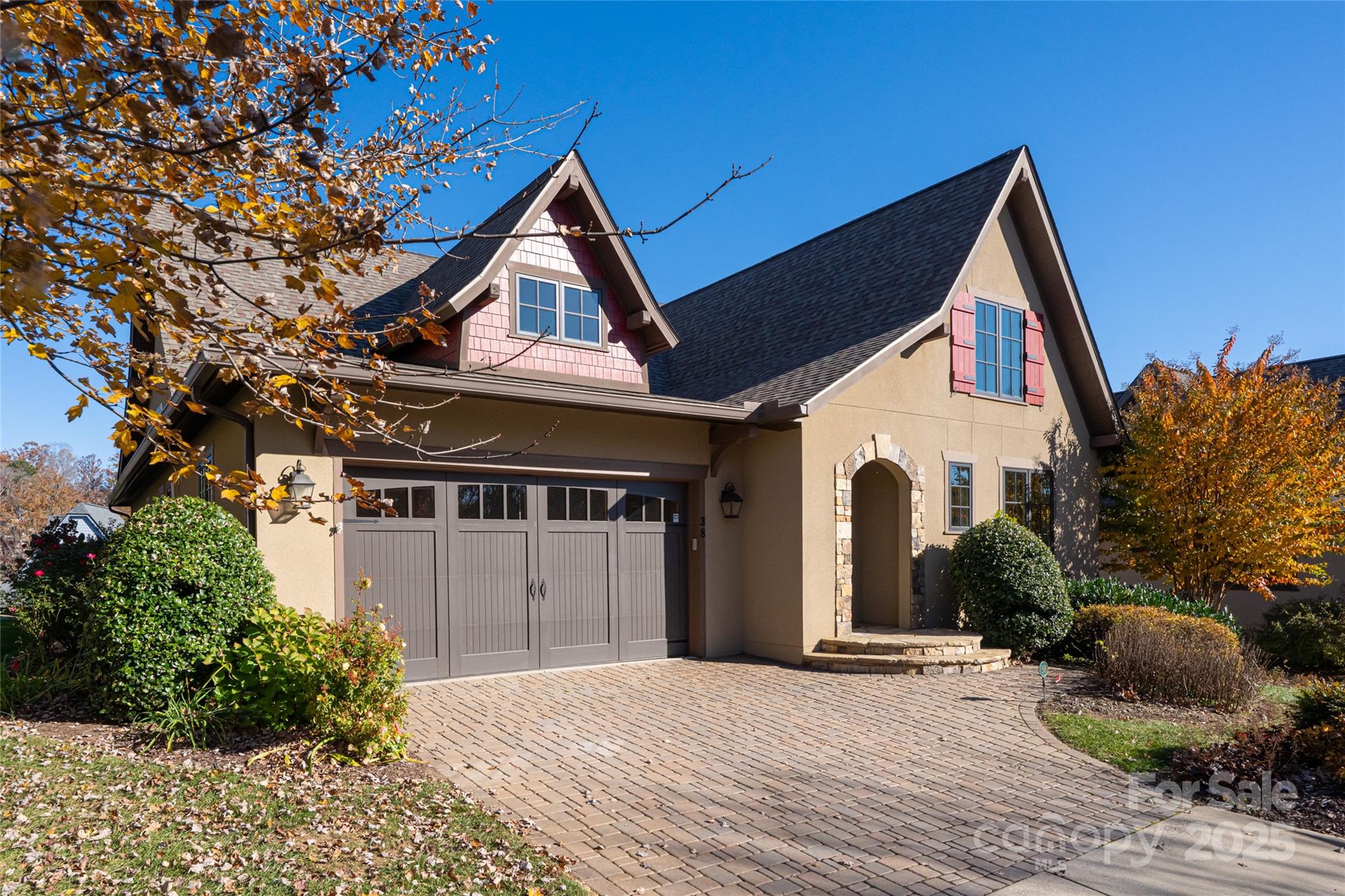 38 Chantilly Drive — Asheville