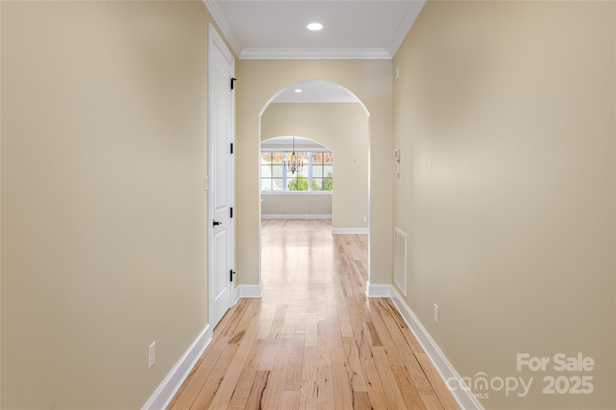 38 Chantilly Drive — Asheville