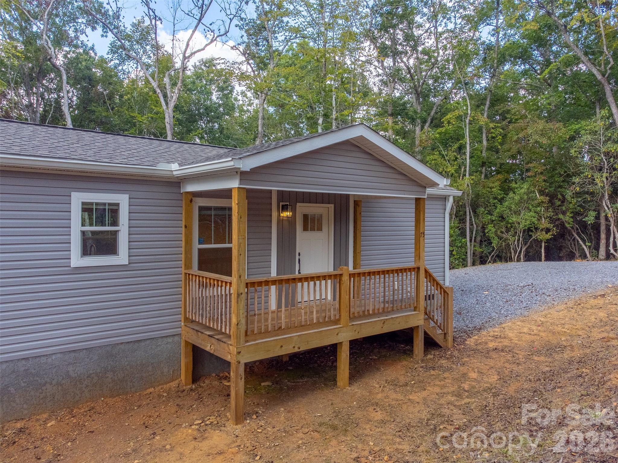 75 Windswept Lane — Hayesville