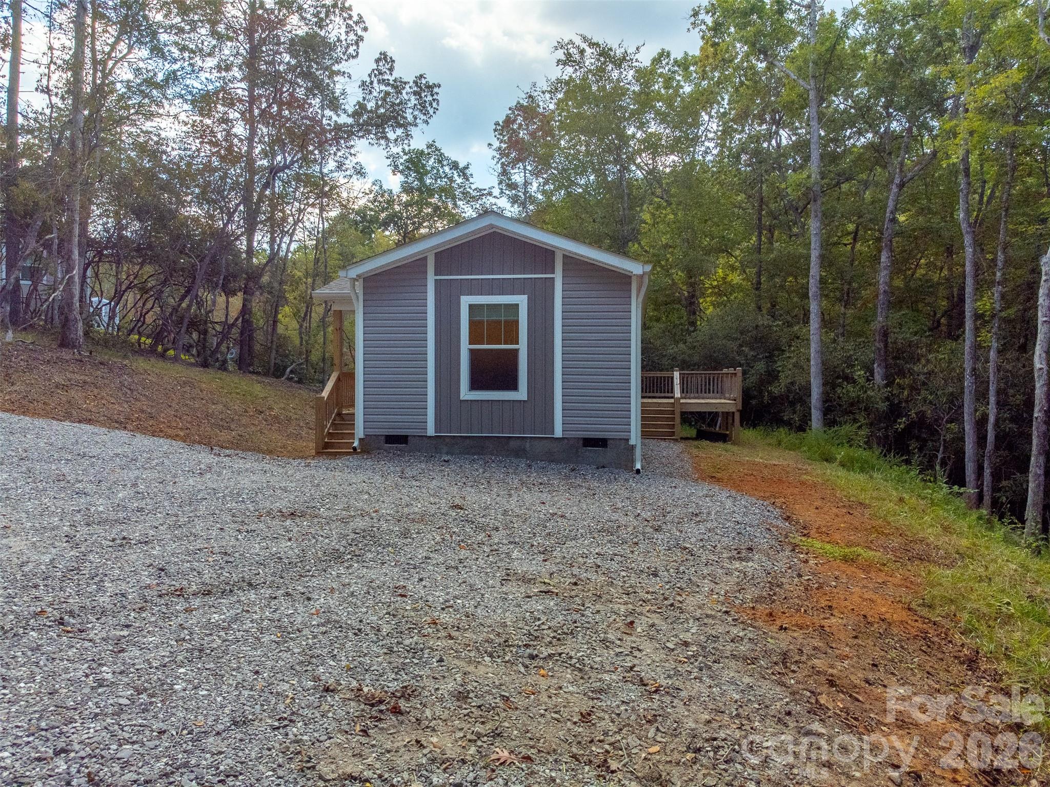 75 Windswept Lane — Hayesville