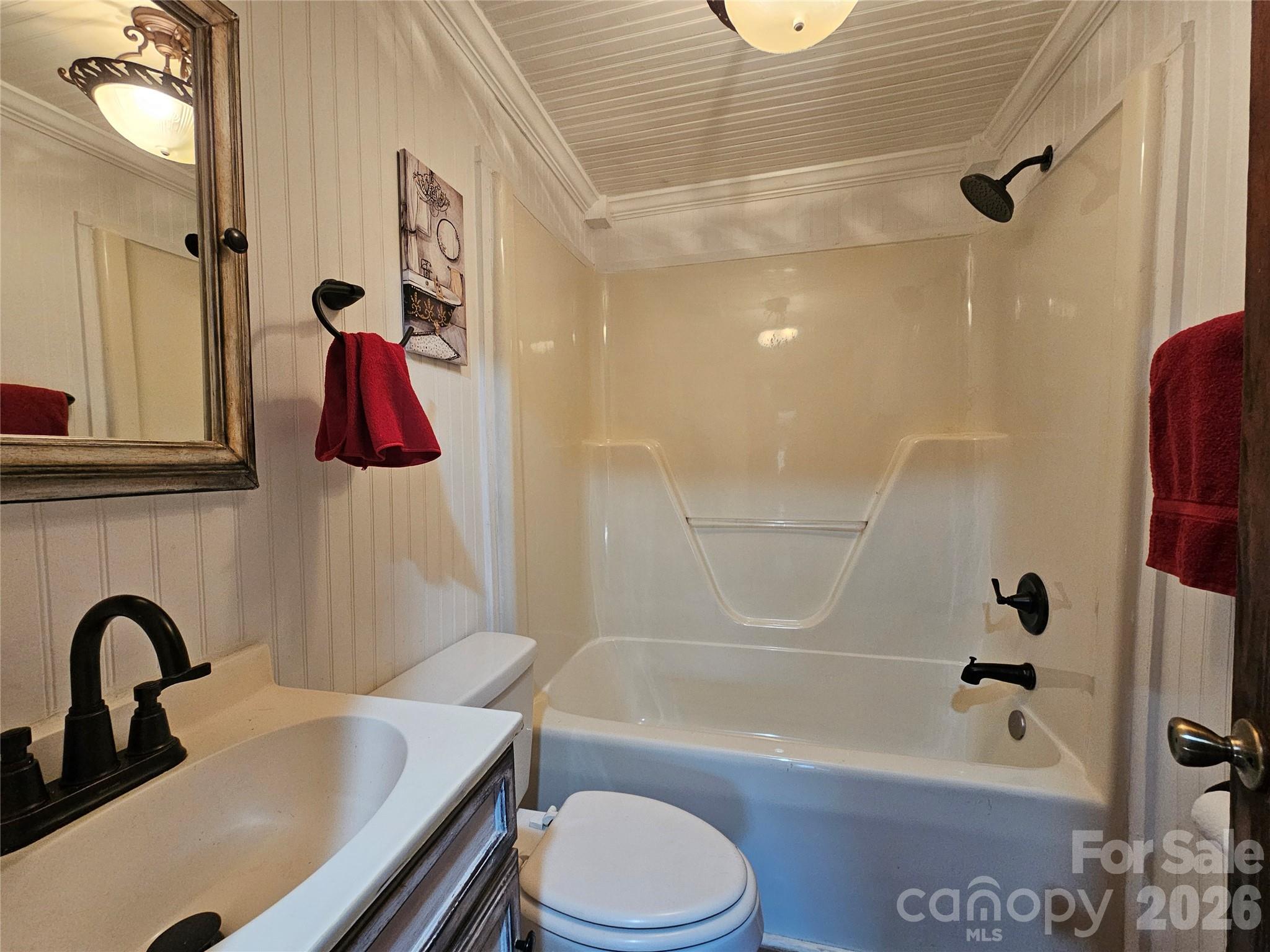 114 Beacon Hill — Ellenboro