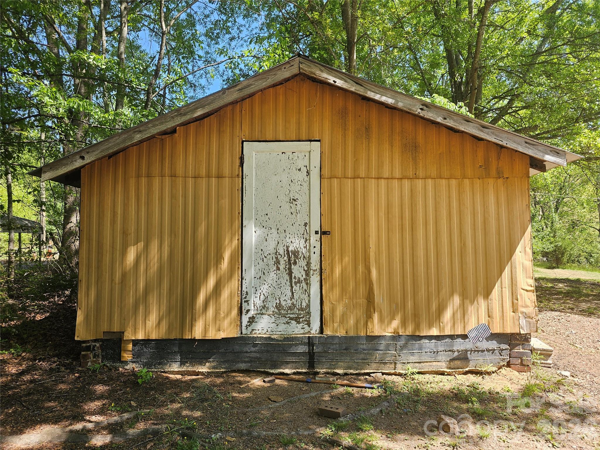114 Beacon Hill — Ellenboro