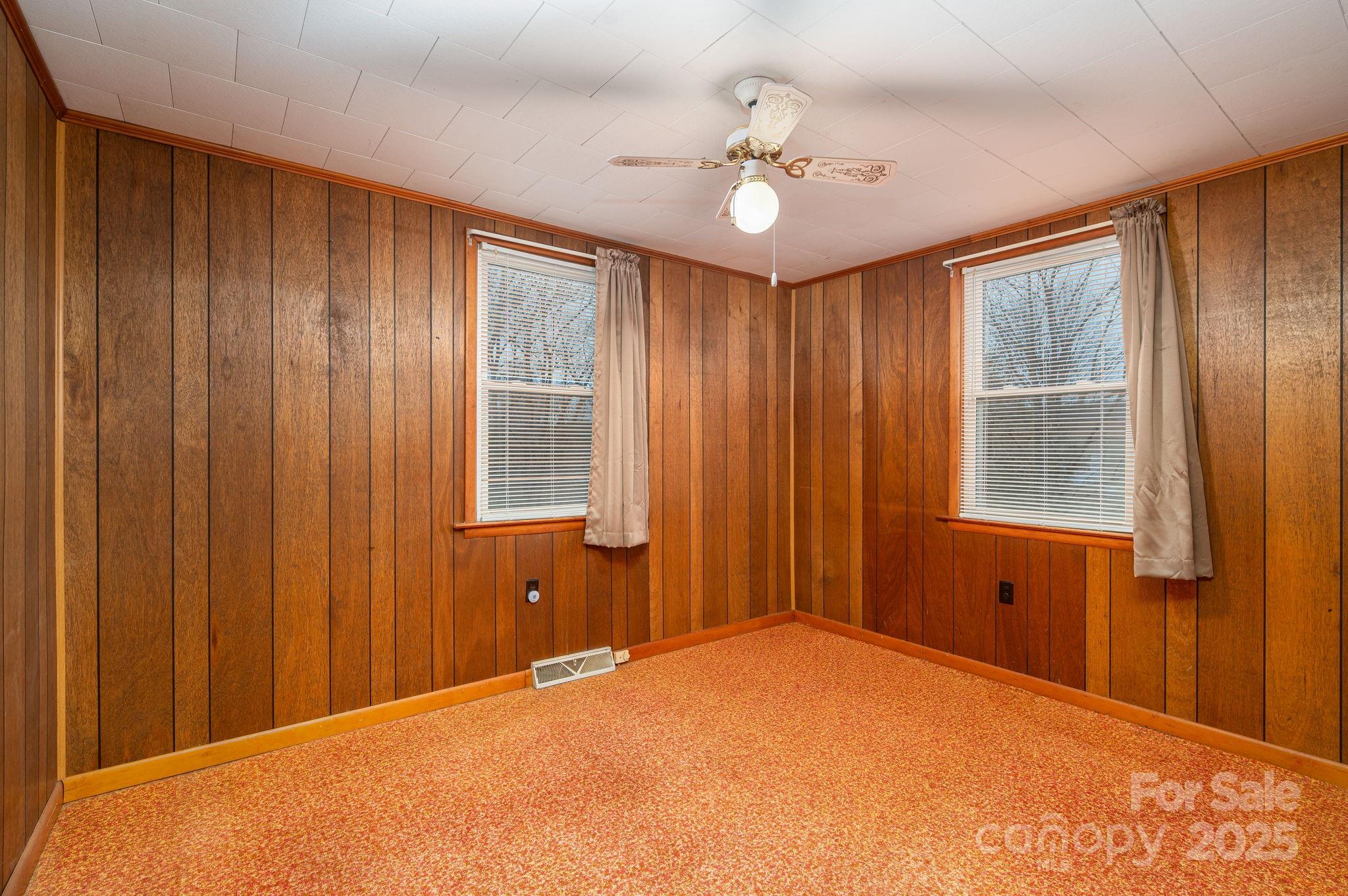 6331 Smith Road — Vale