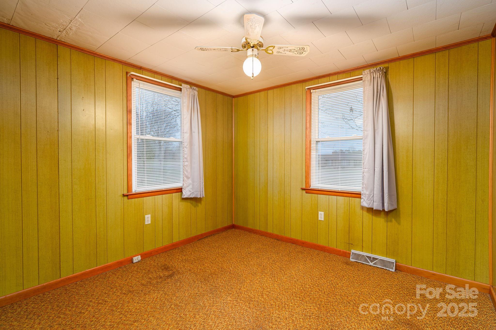 6331 Smith Road — Vale