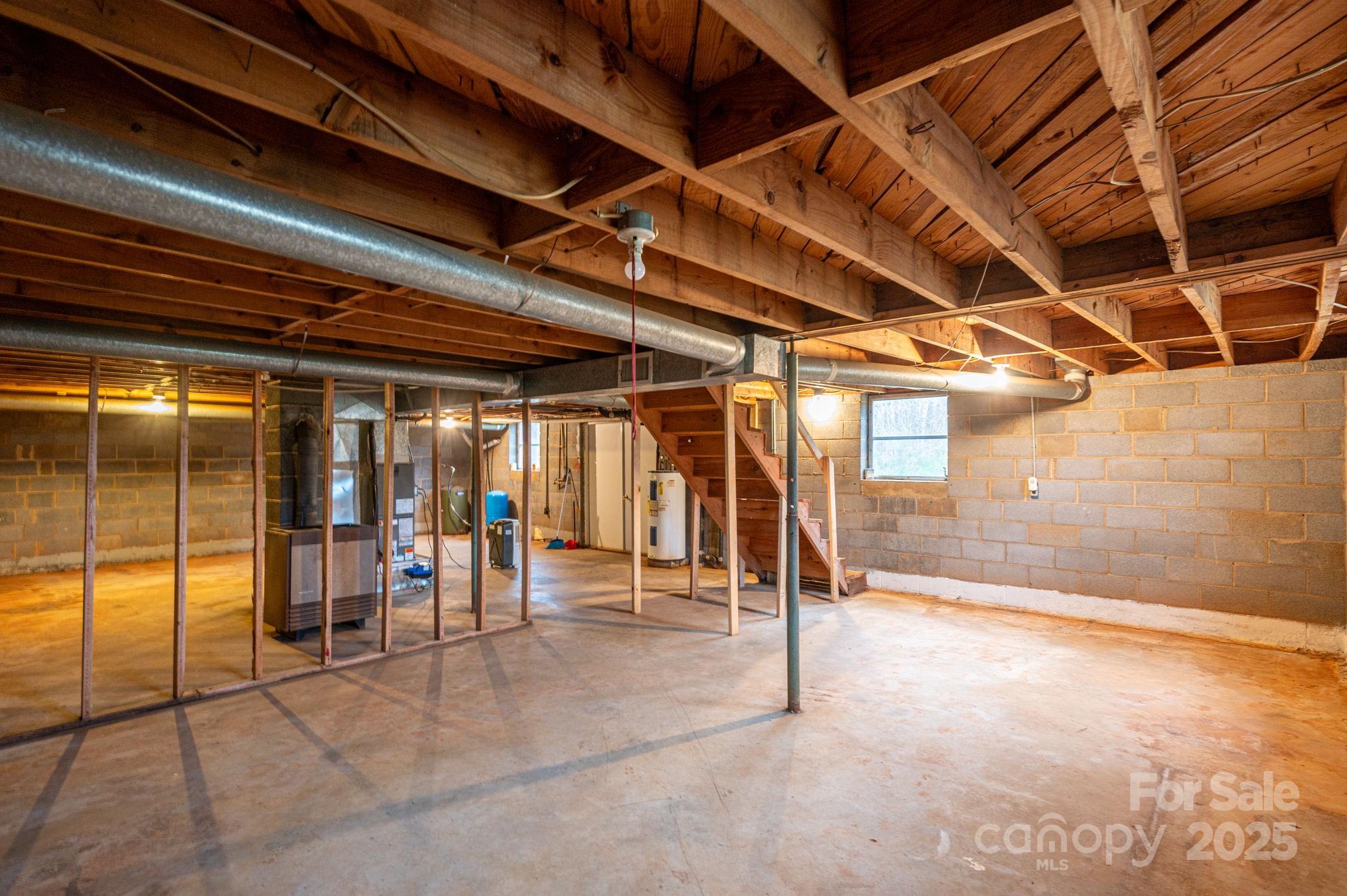 6331 Smith Road — Vale