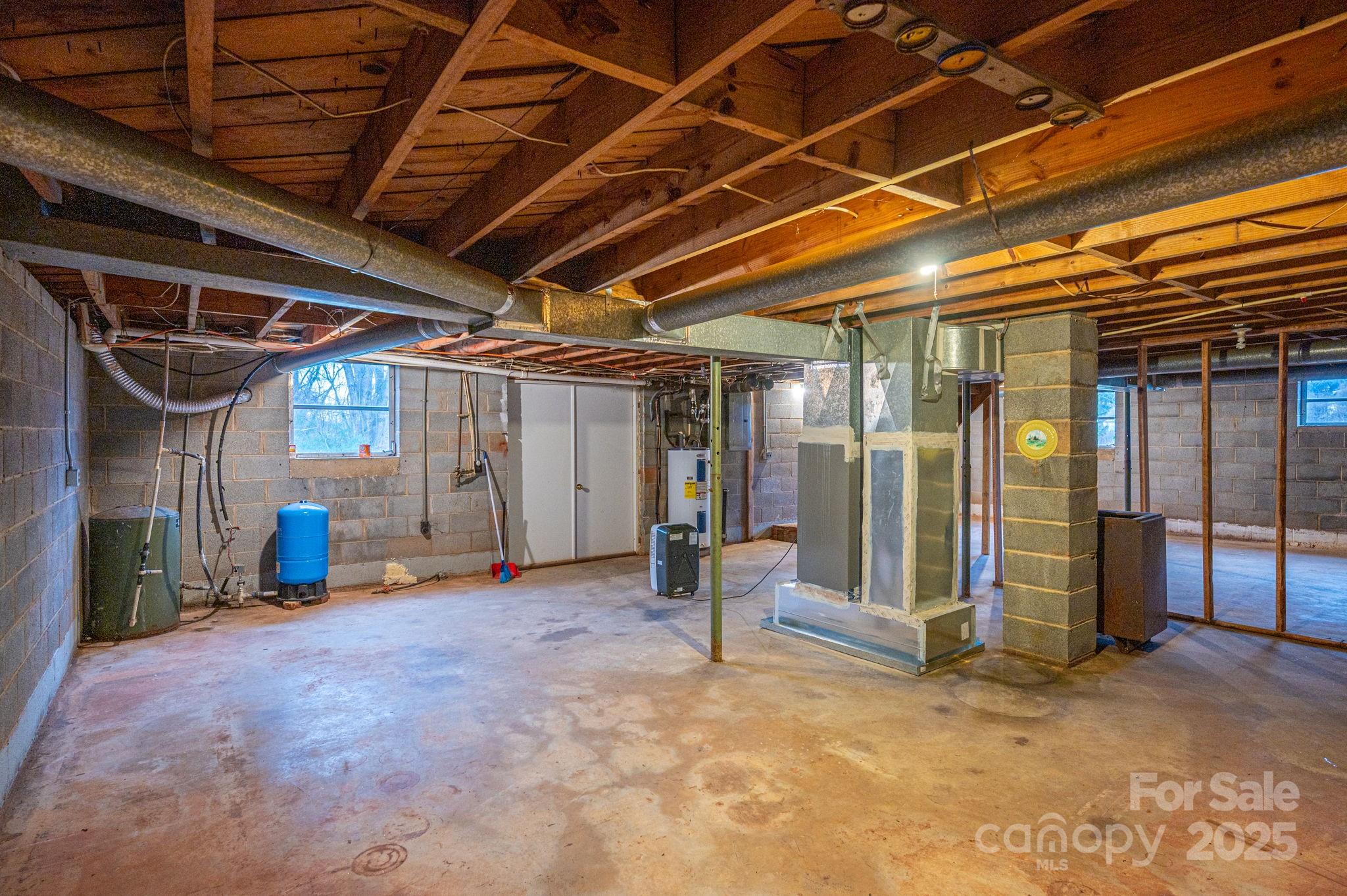 6331 Smith Road — Vale