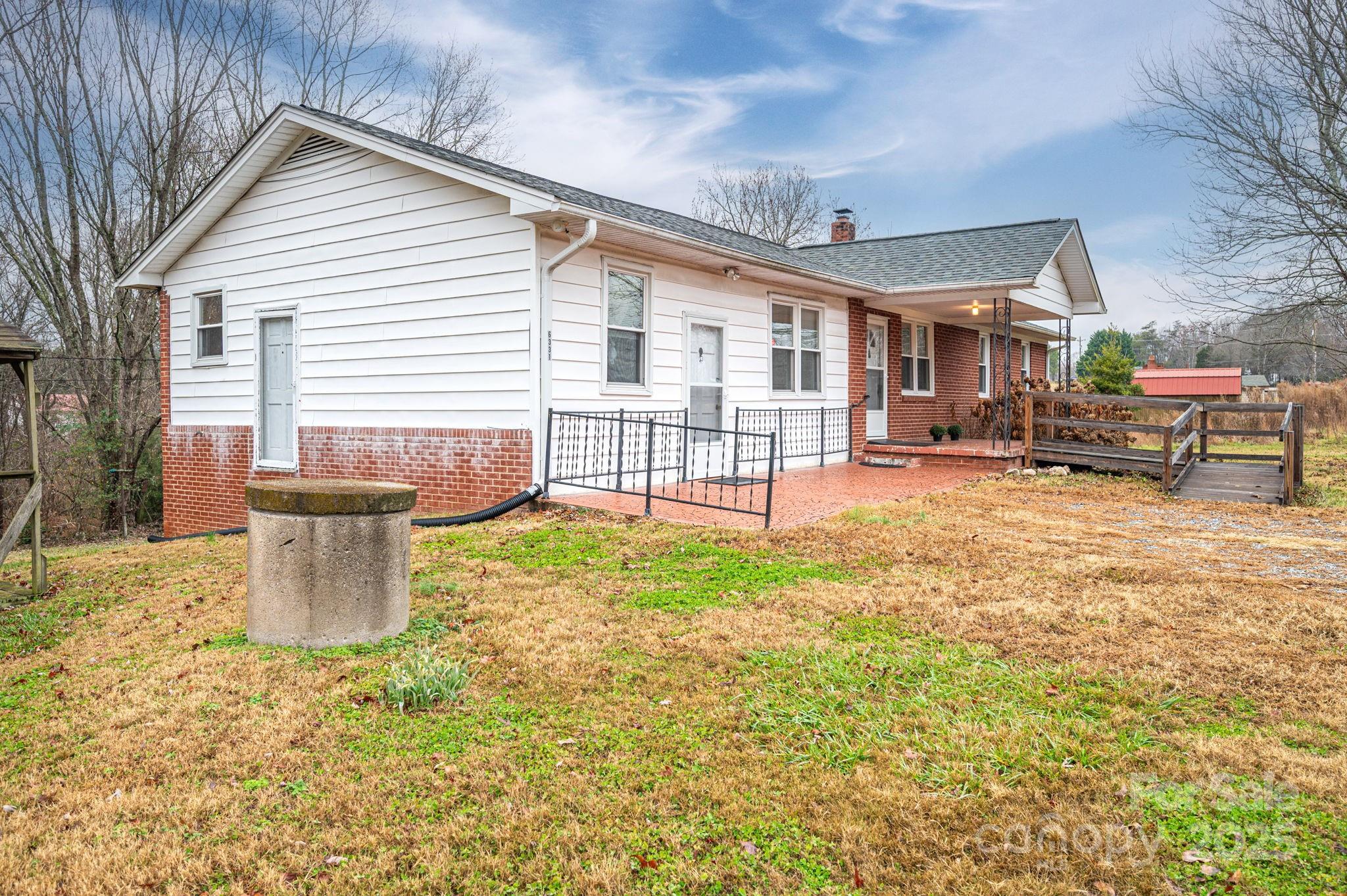 6331 Smith Road — Vale