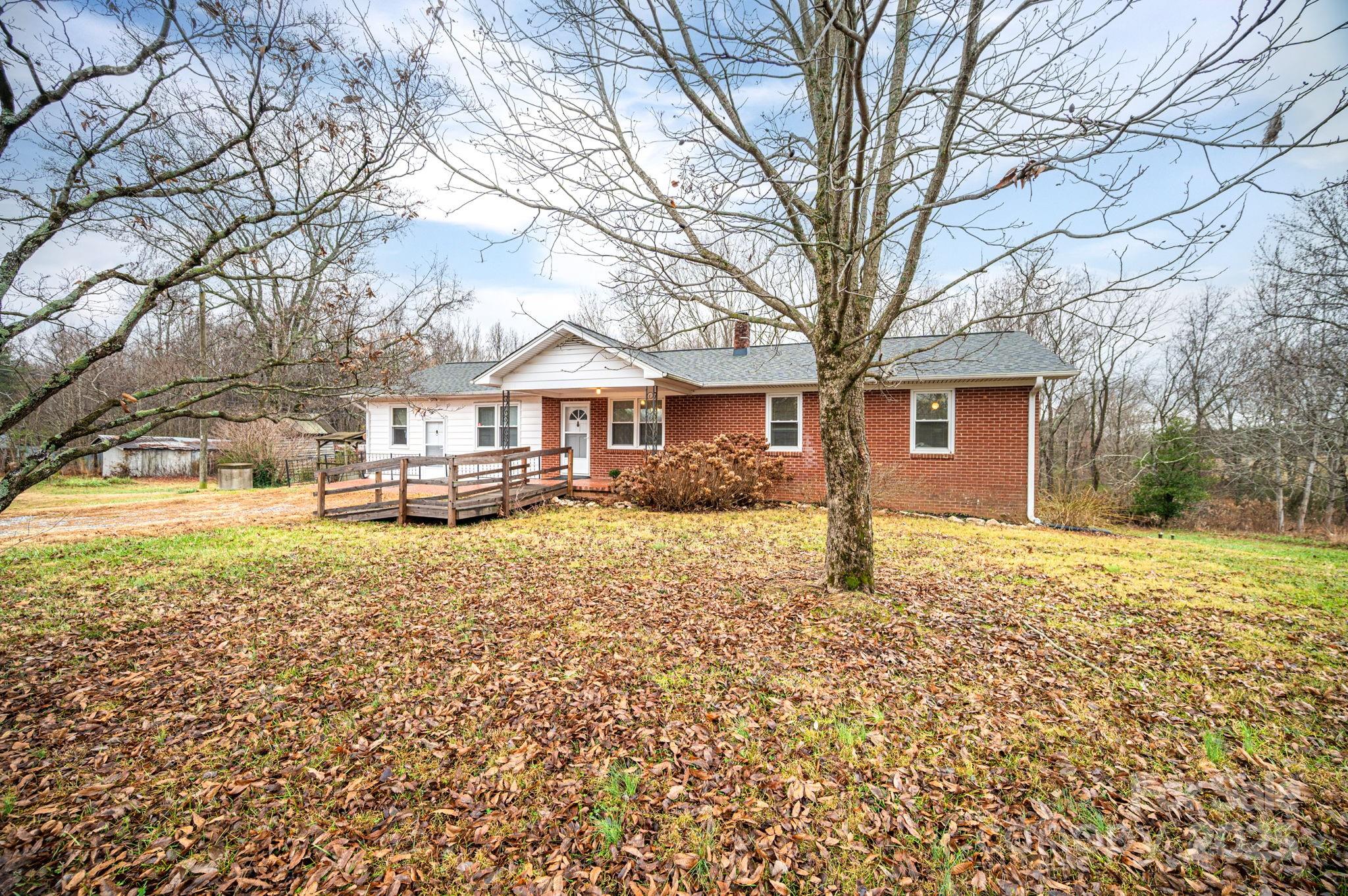 6331 Smith Road — Vale