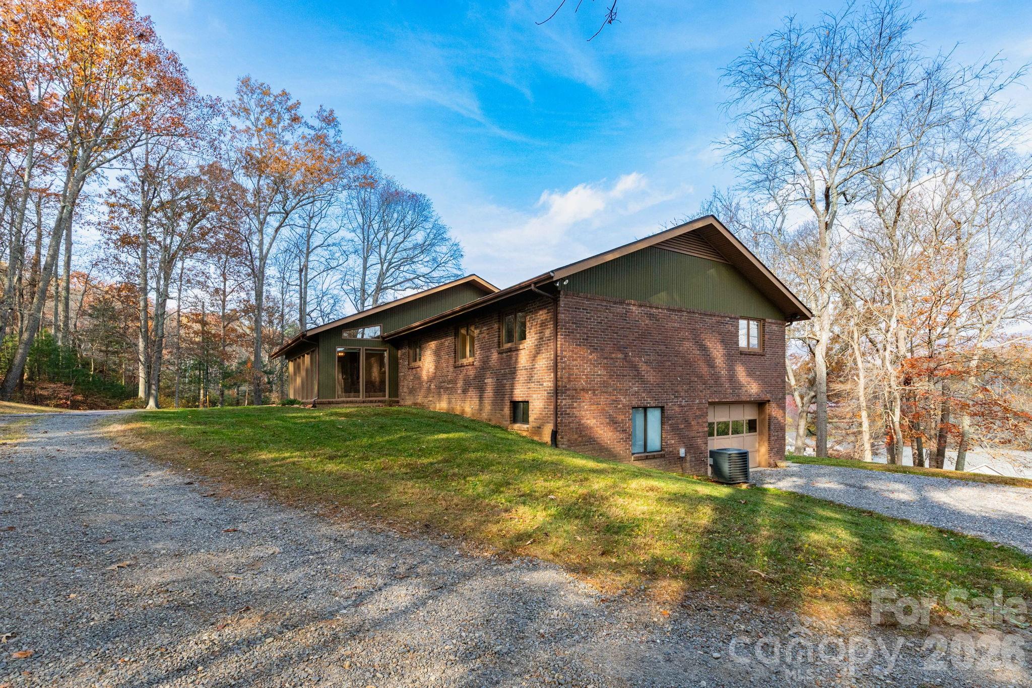 84 Joe jenkins Road — Fairview