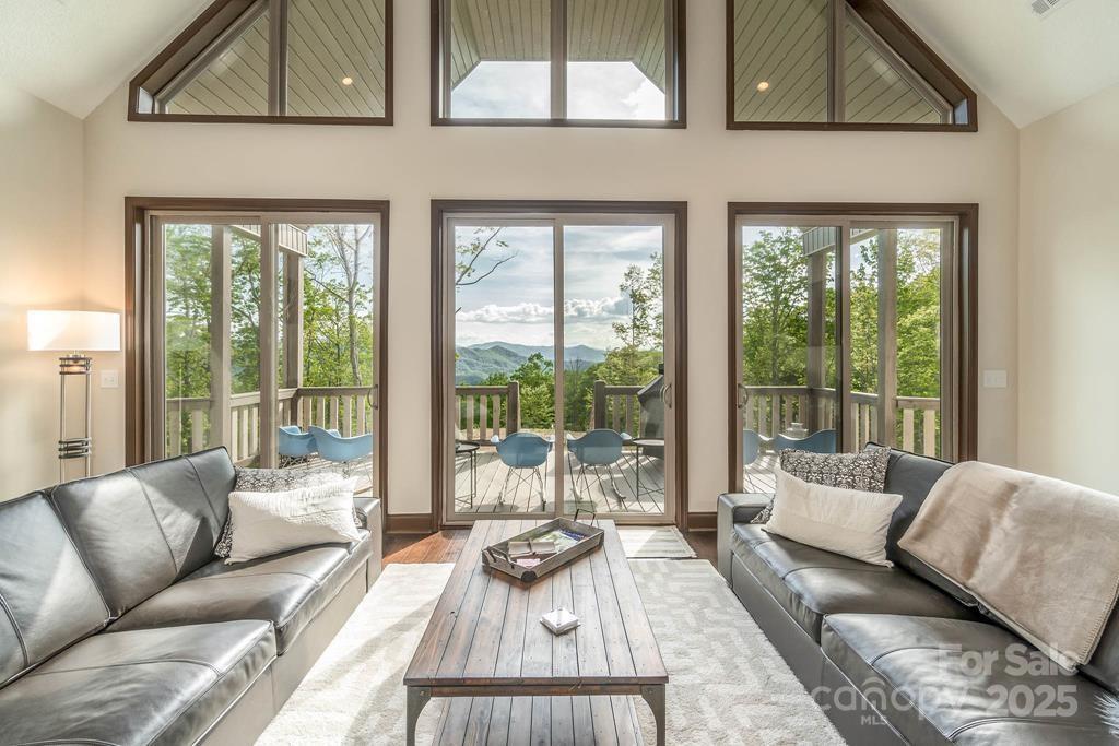 242 Crossview Drive — Bryson City