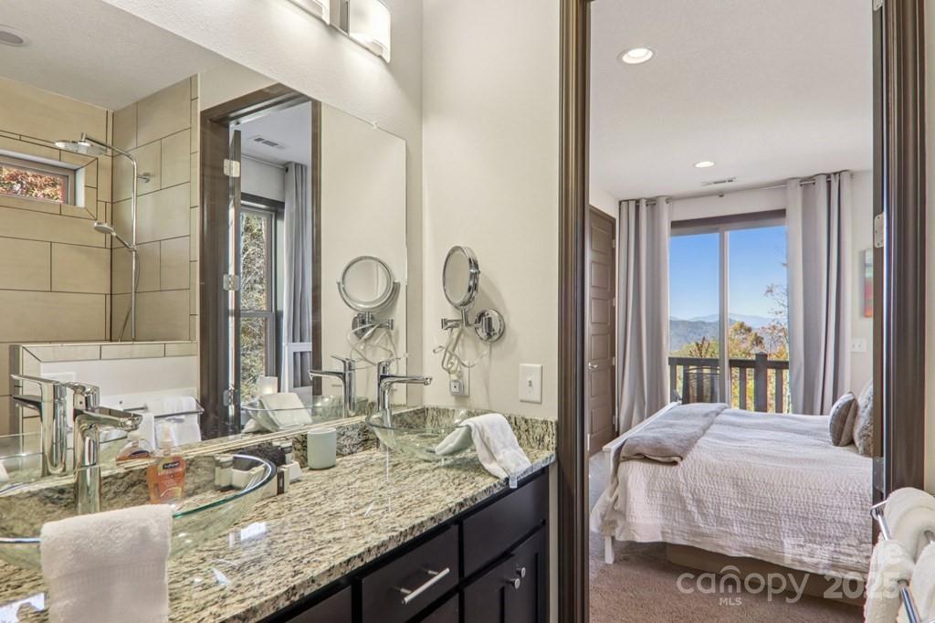 242 Crossview Drive — Bryson City