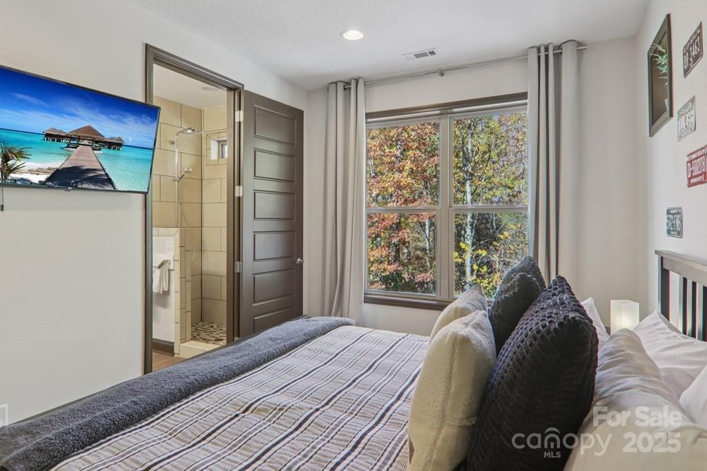 242 Crossview Drive — Bryson City