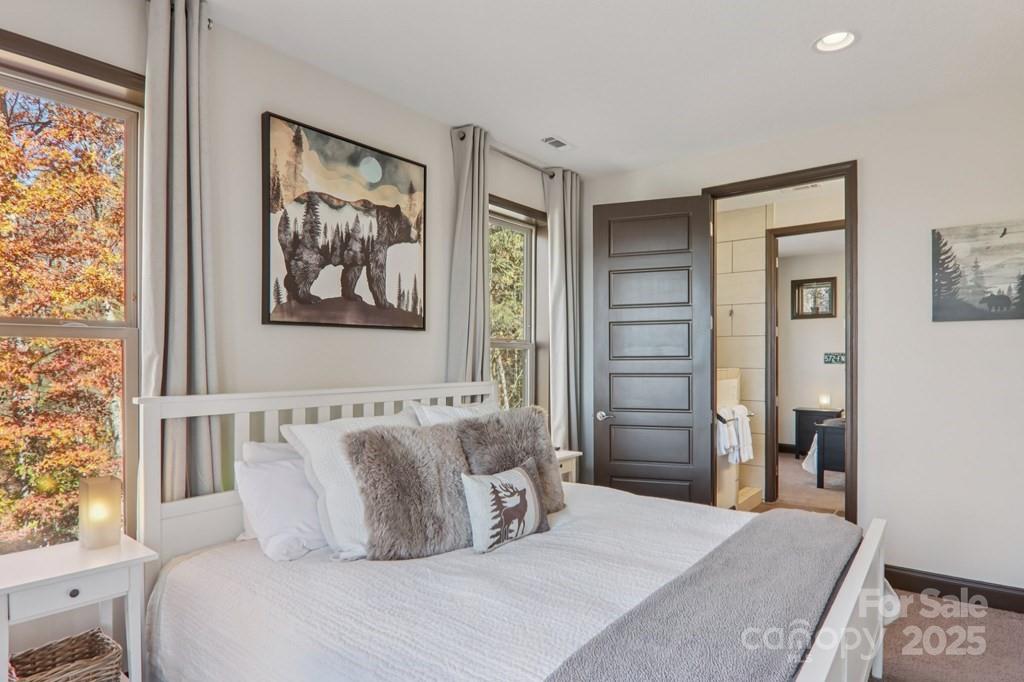 242 Crossview Drive — Bryson City