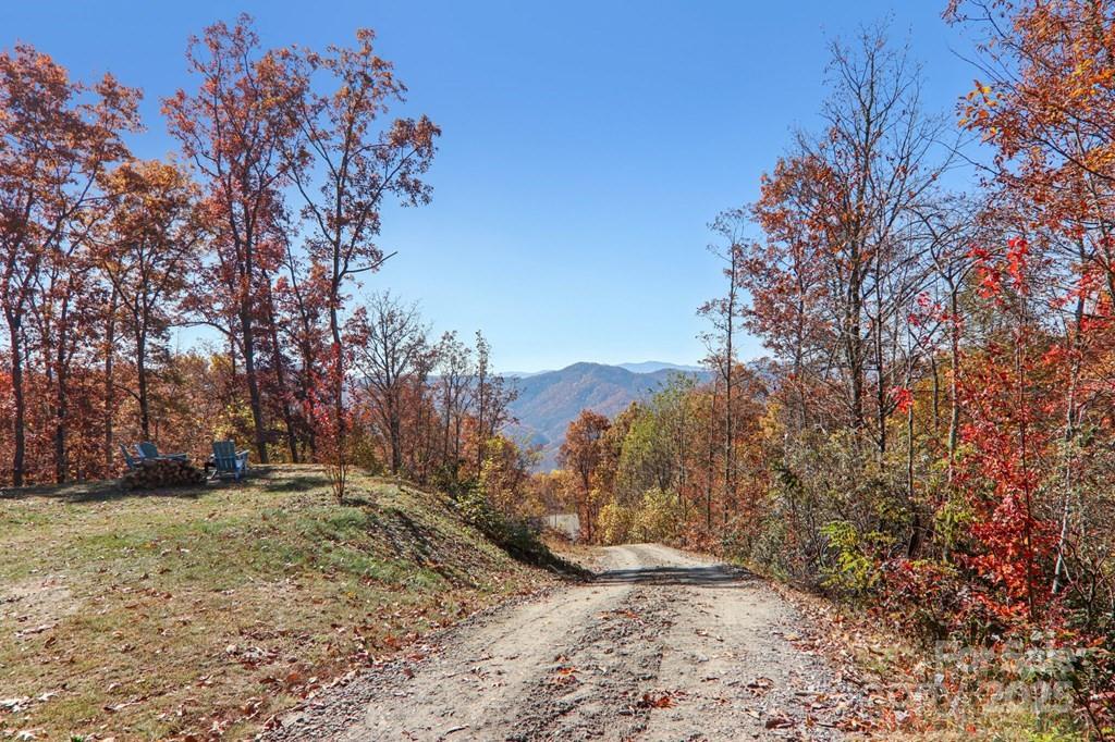242 Crossview Drive — Bryson City
