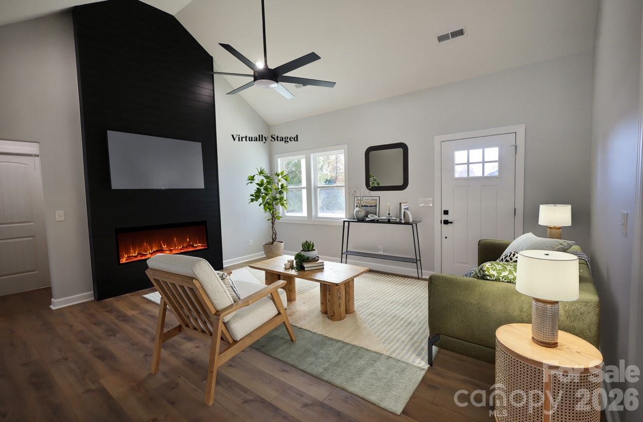 901 E Church Street — Cherryville