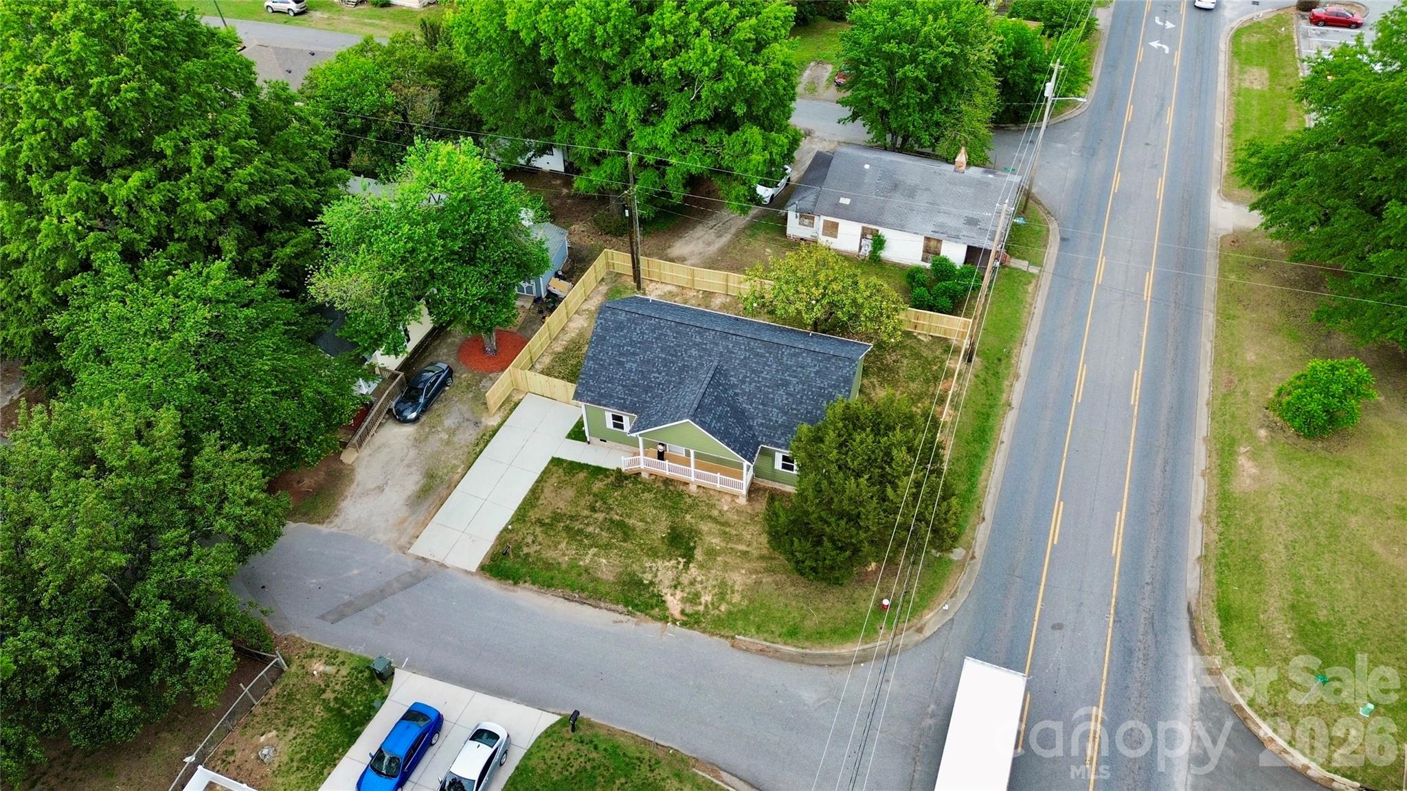 901 E Church Street — Cherryville