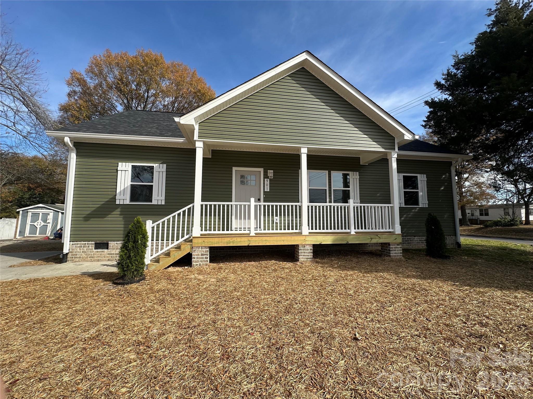 901 E Church Street — Cherryville